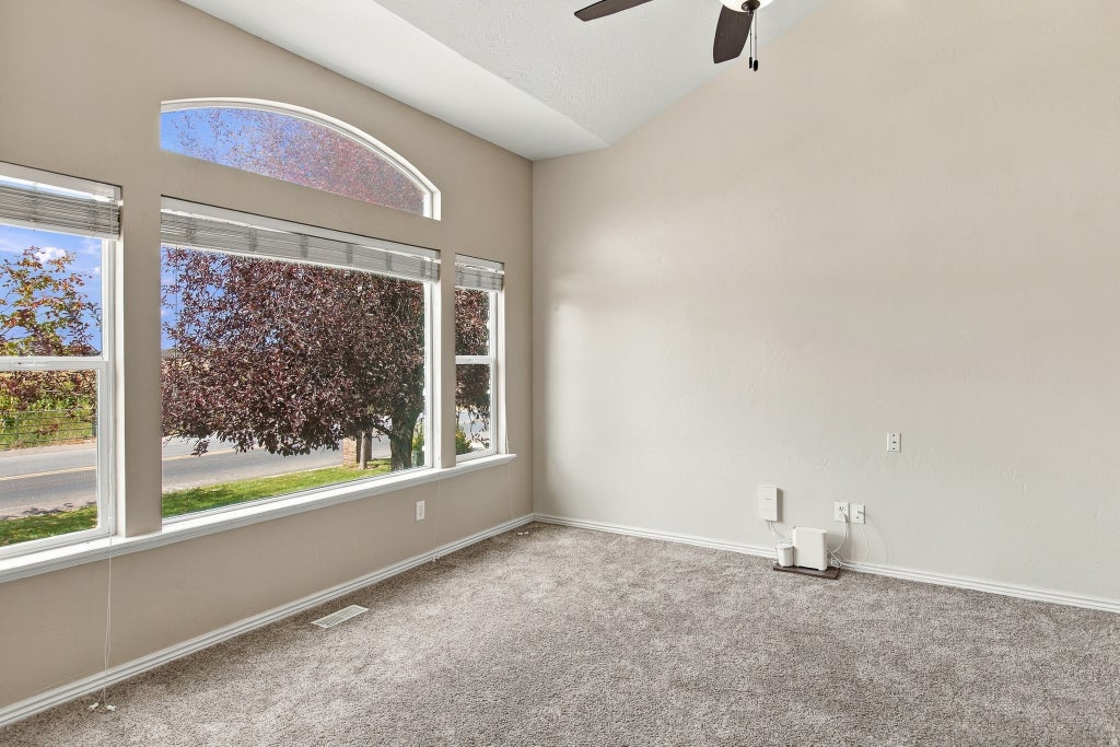 Photo of 464 N 950 W, Springville, UT 84663 (MLS # 2185365)