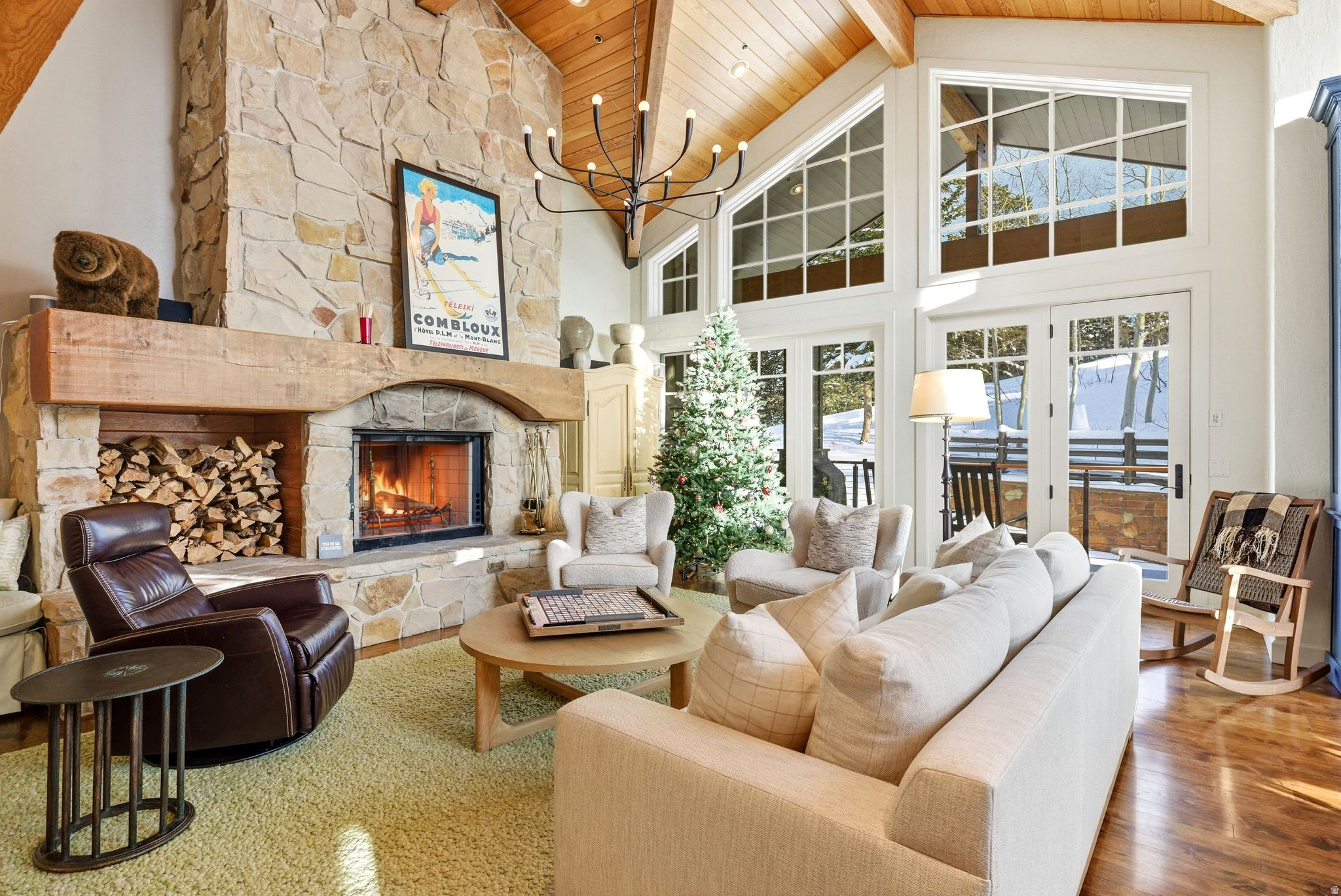 STAG LODGE CONDO - Residential