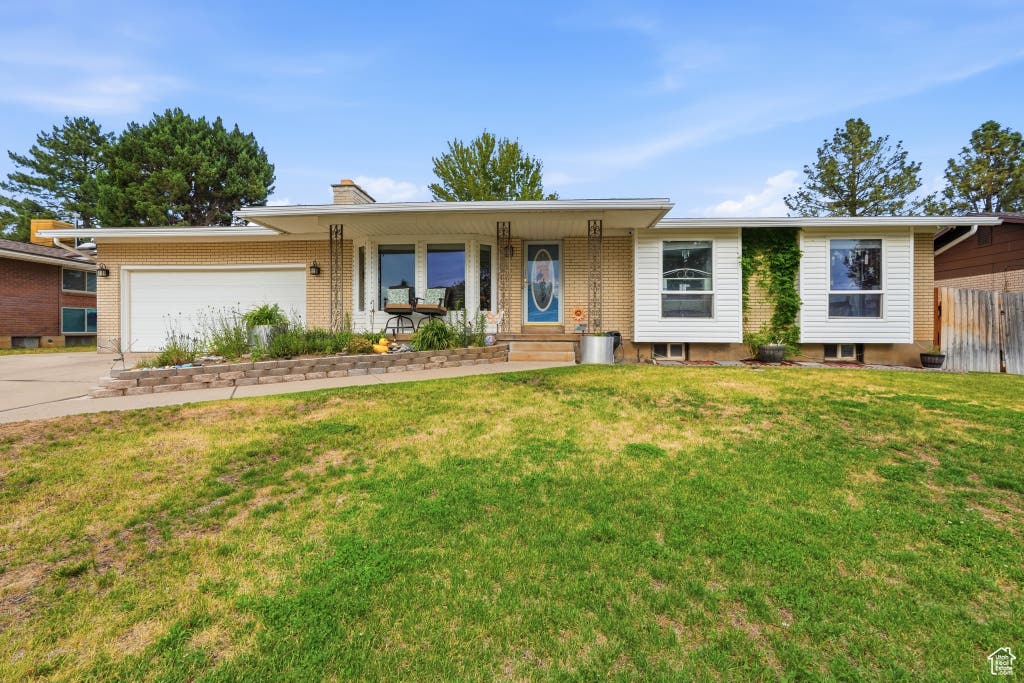 Photo of 4454 S 2300 W, Roy, UT 84067 (MLS # 2164408)
