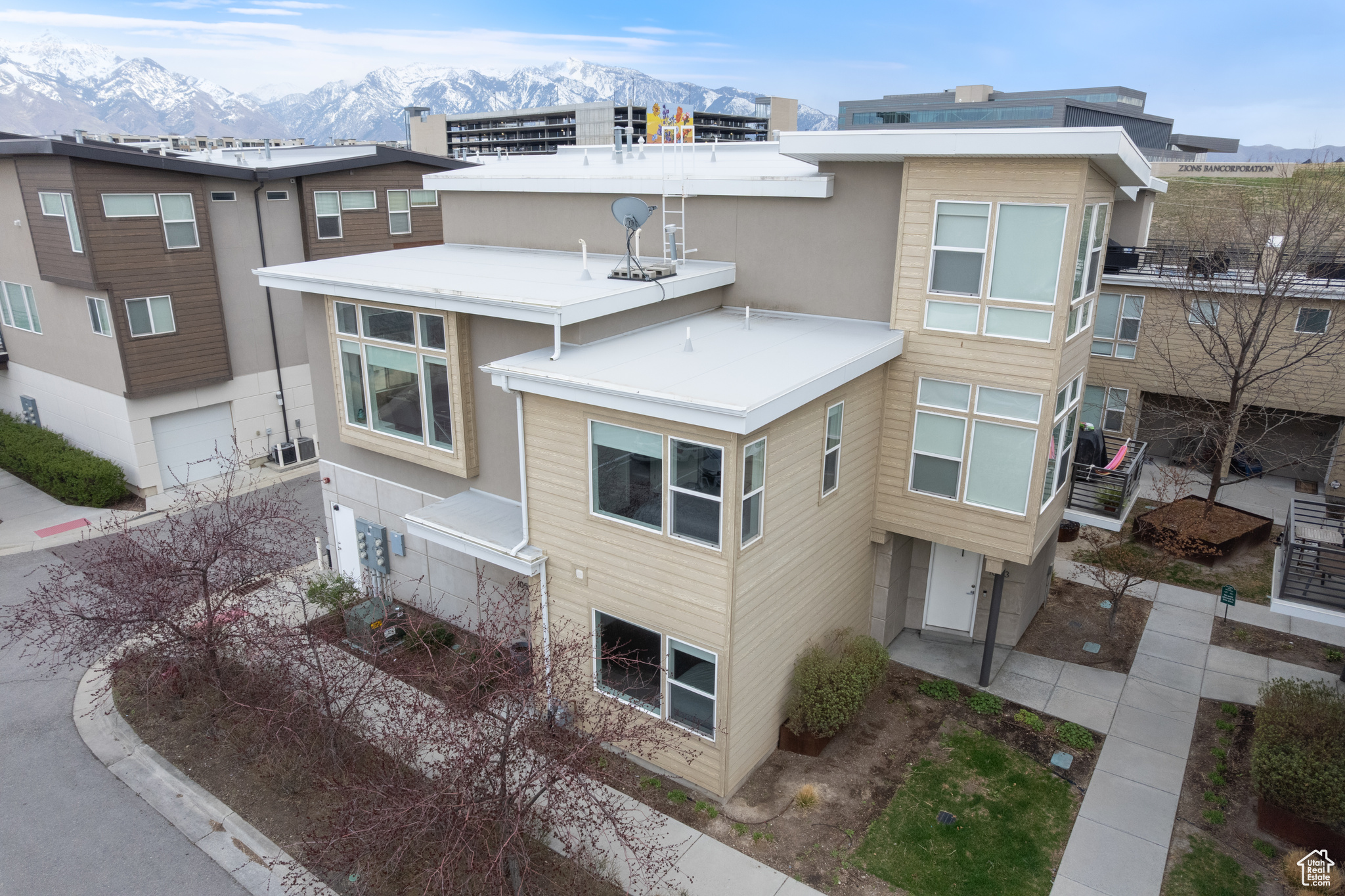 1051 W Rooftop Dr #401, Midvale, Utah image 1