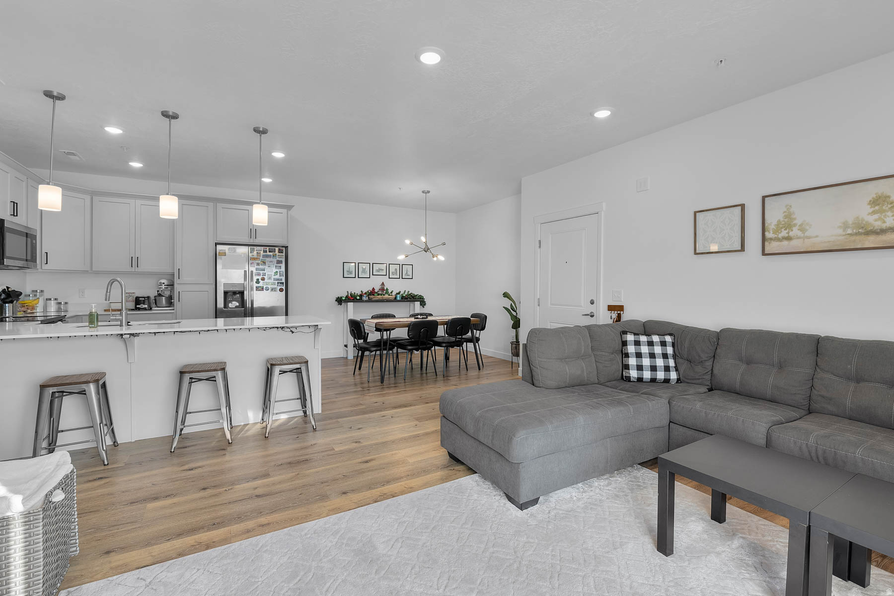 VISTA VIEW - Residential