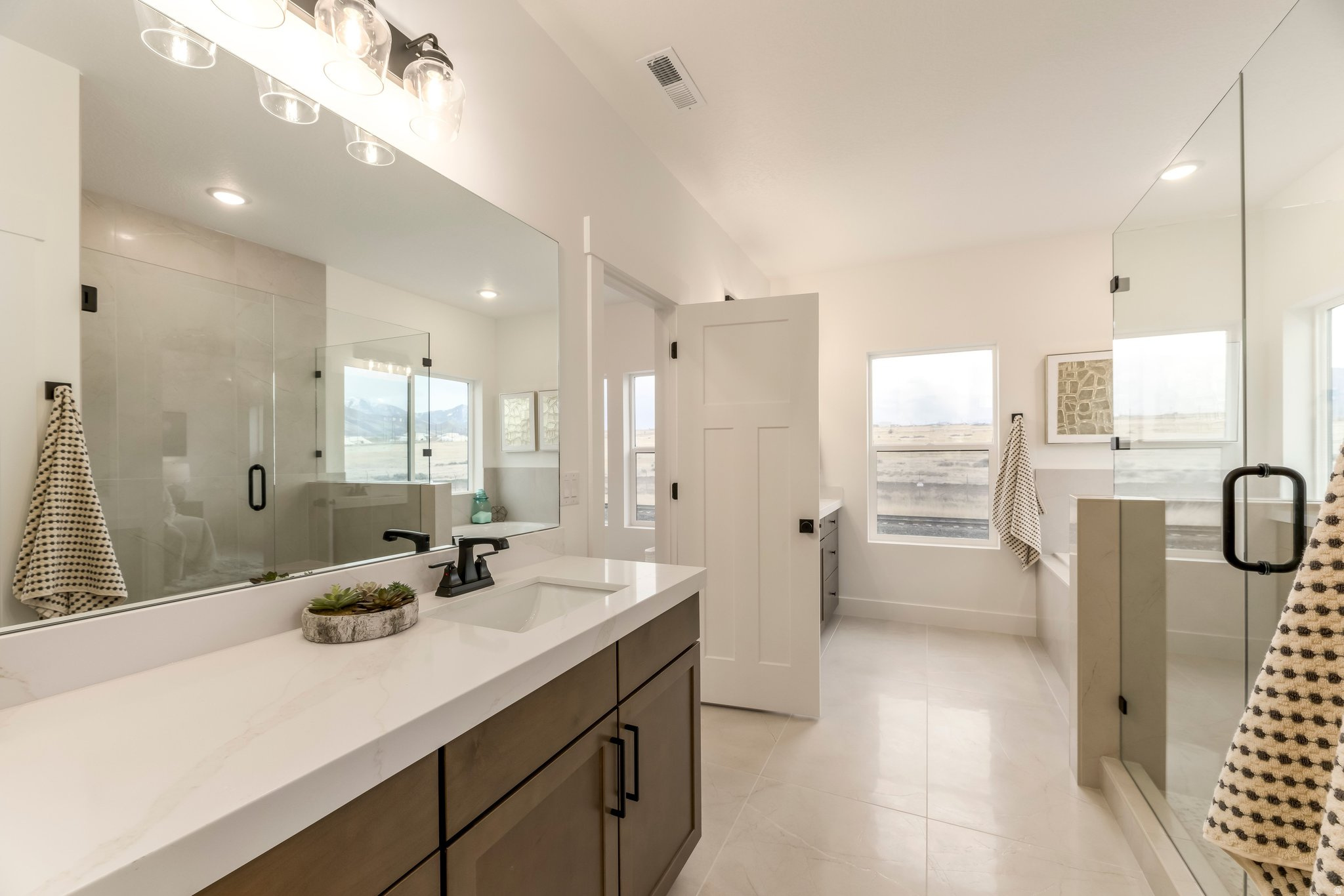 WESTON FIELD - Residential