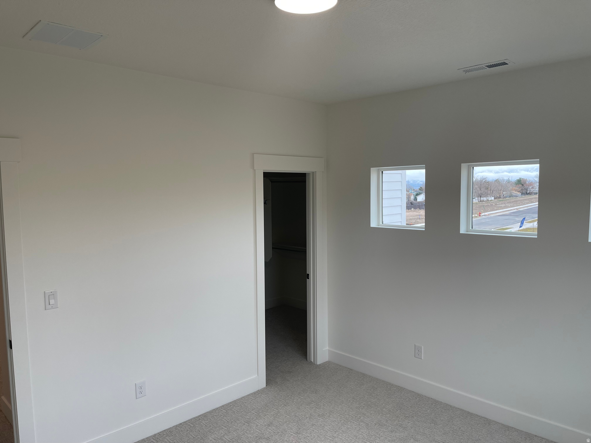 WESTON FIELD - Residential