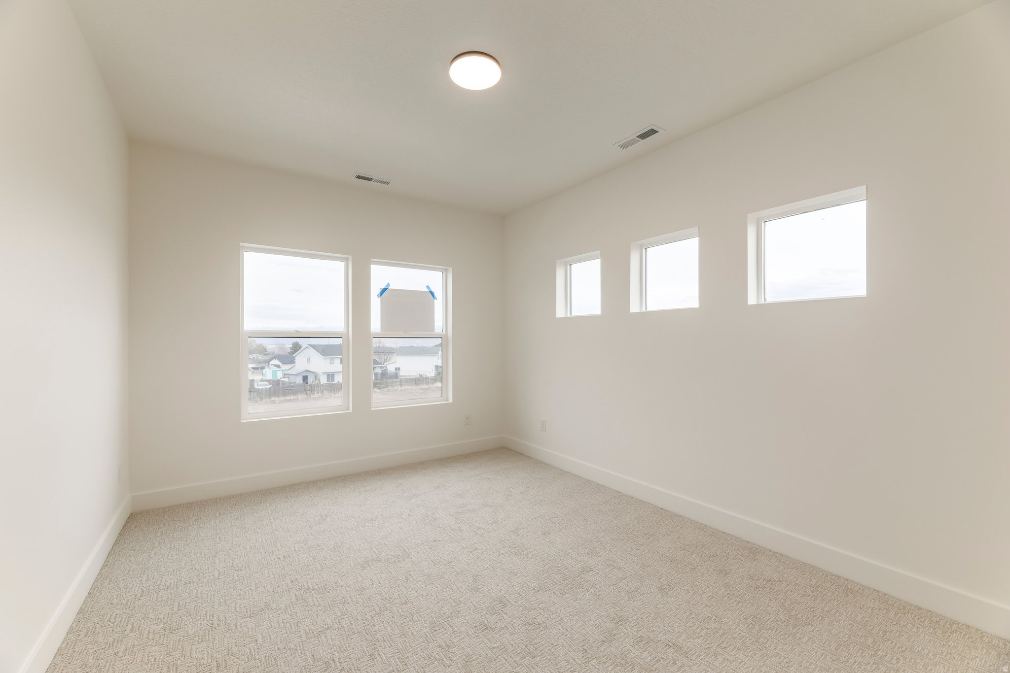 WESTON FIELD - Residential