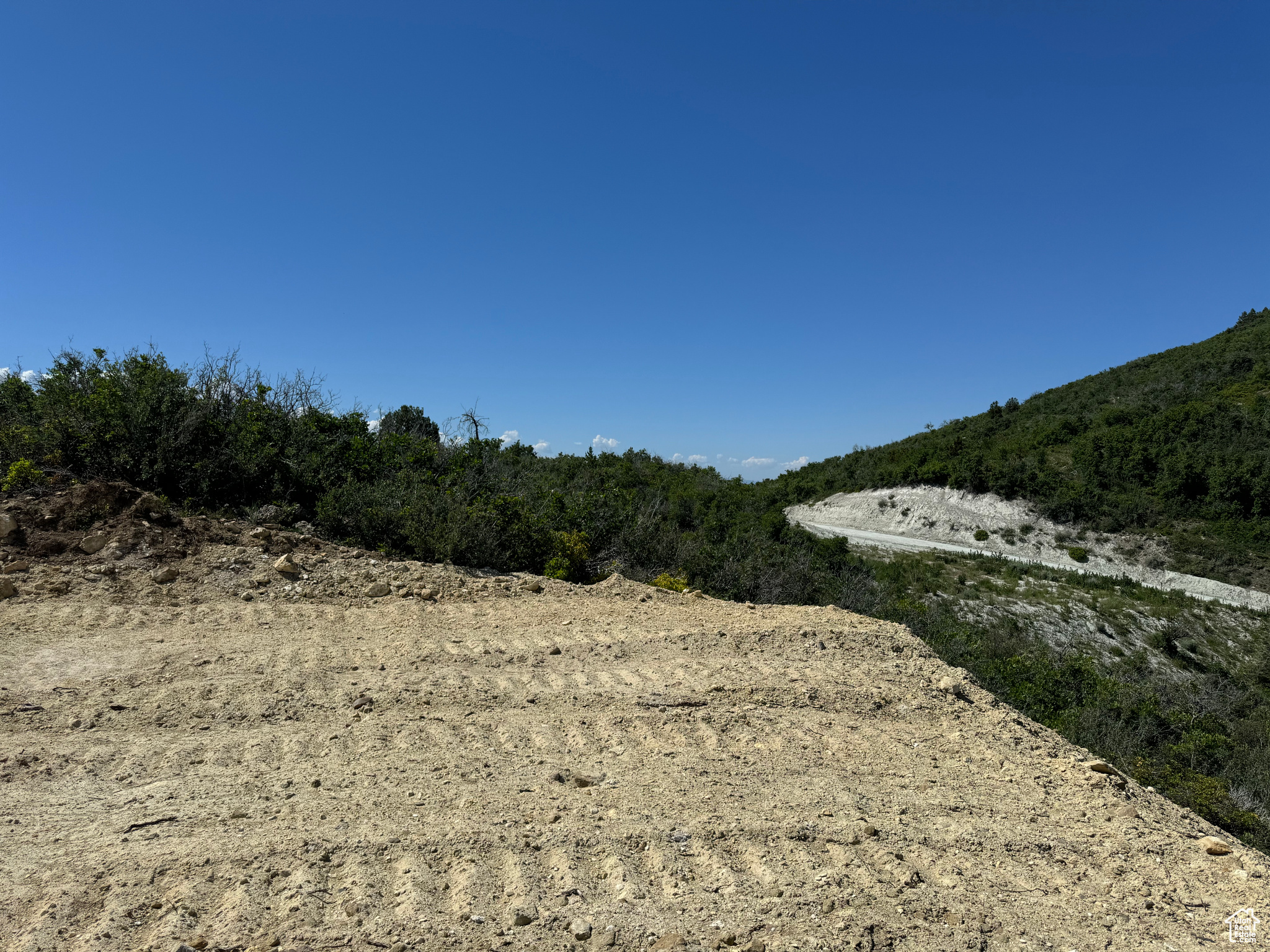 HIDEAWAY VALLEY - Land