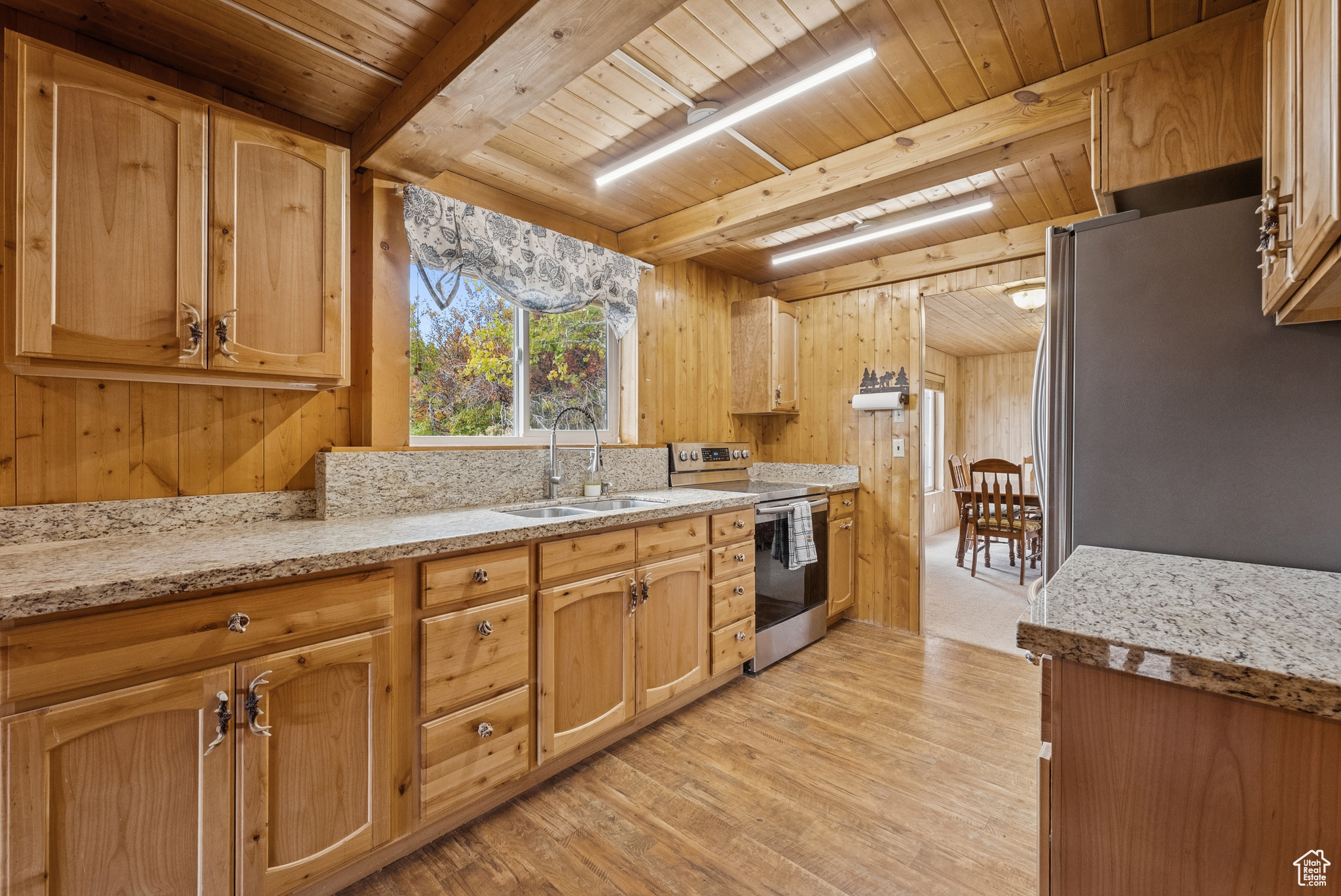 BEAVER SPRINGS RANCHEROS - Residential