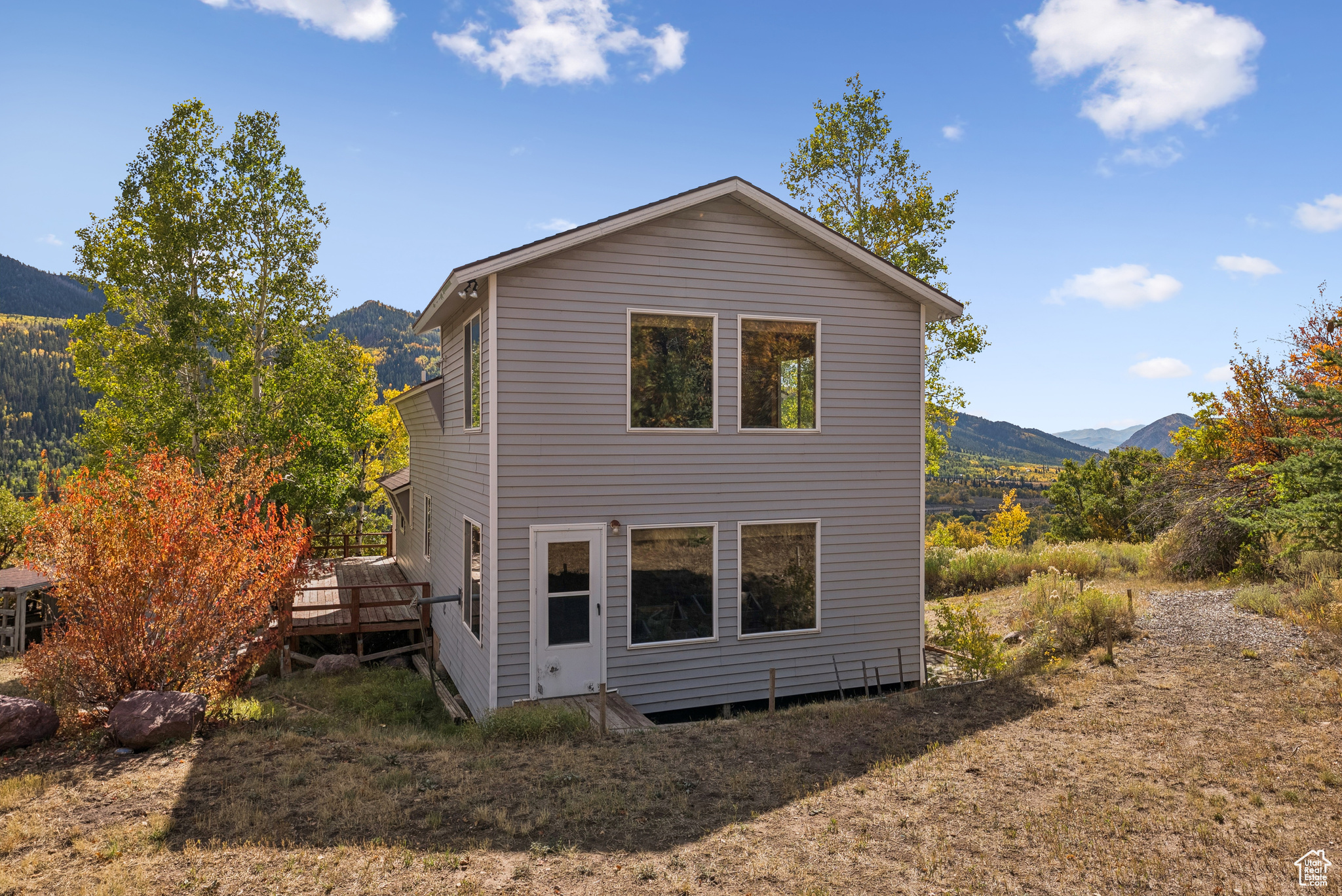 BEAVER SPRINGS RANCHEROS - Residential