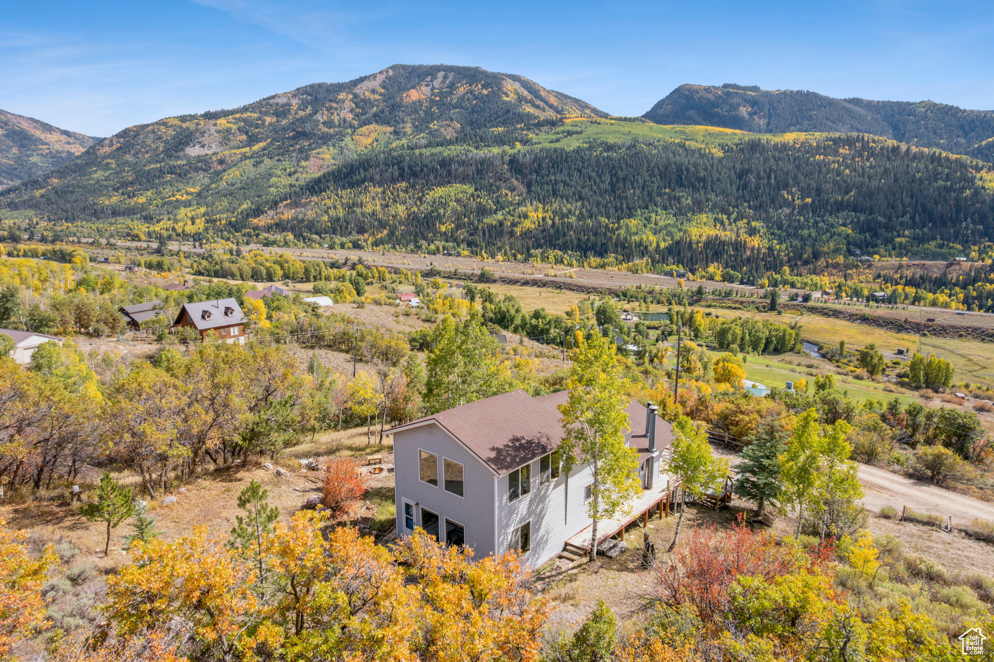 BEAVER SPRINGS RANCHEROS - Residential