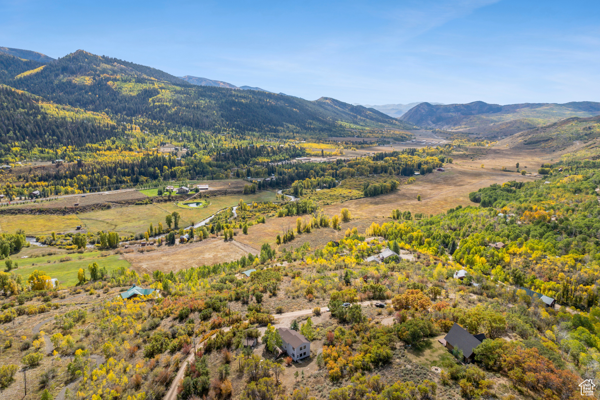 BEAVER SPRINGS RANCHEROS - Residential