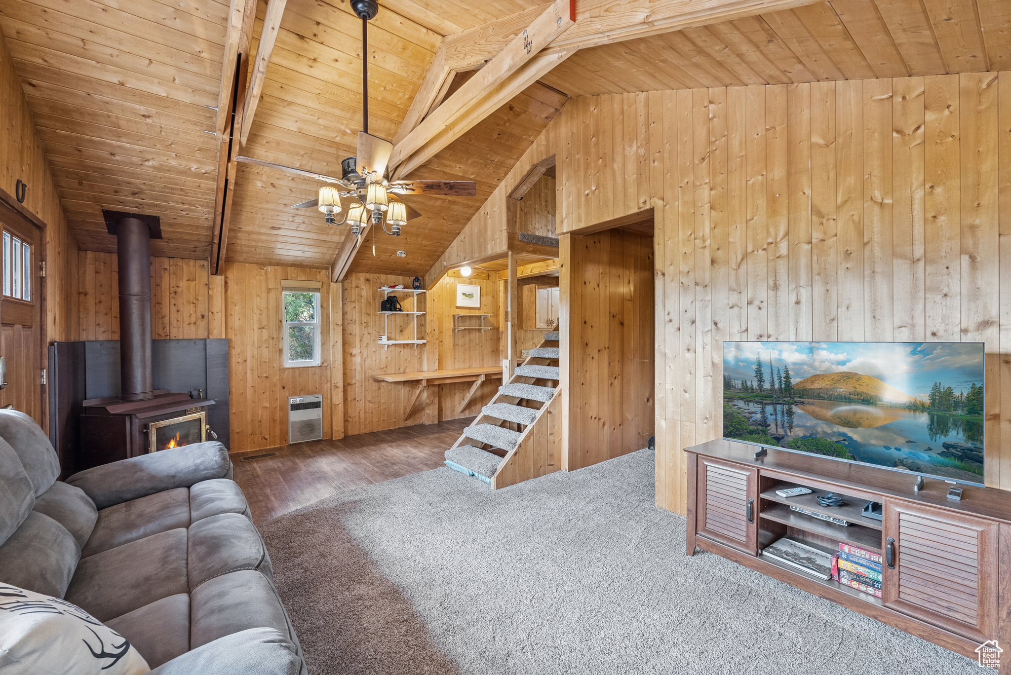 BEAVER SPRINGS RANCHEROS - Residential