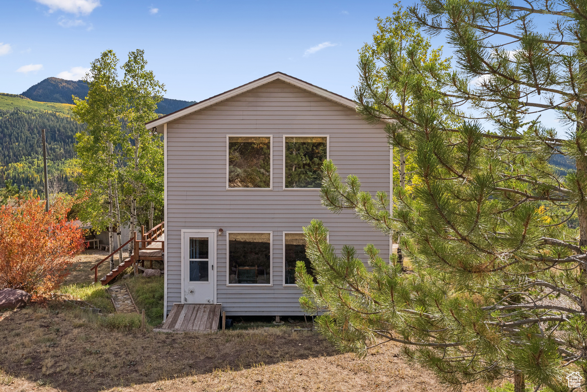 BEAVER SPRINGS RANCHEROS - Residential