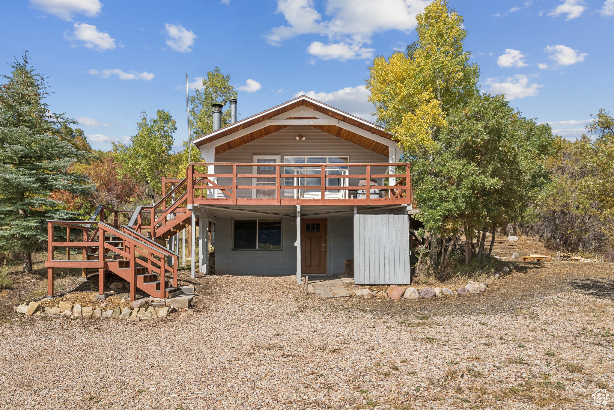 BEAVER SPRINGS RANCHEROS - Residential