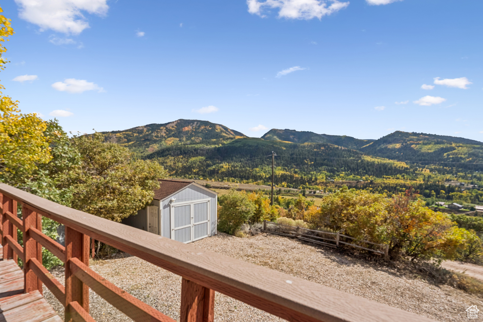 BEAVER SPRINGS RANCHEROS - Residential