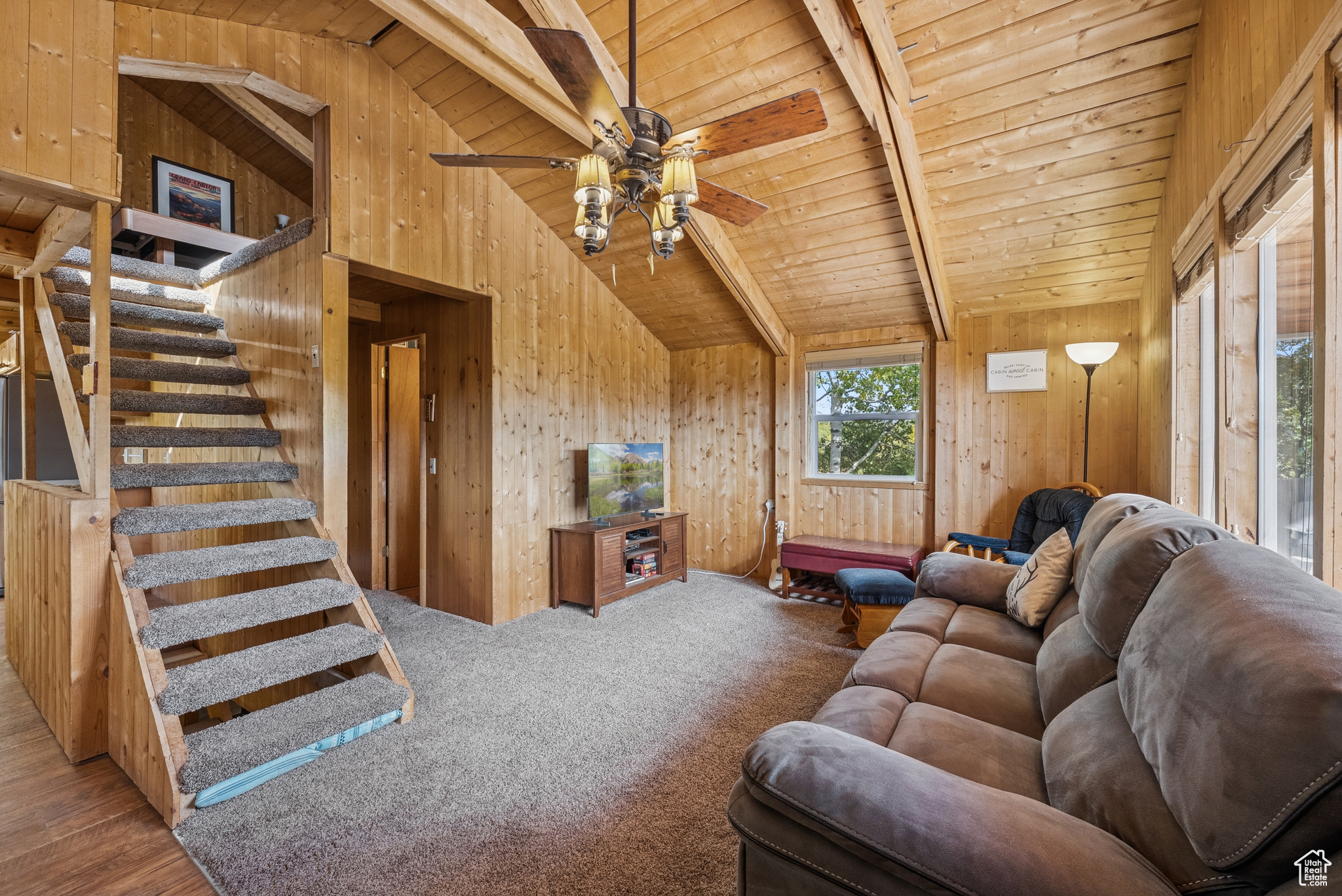 BEAVER SPRINGS RANCHEROS - Residential