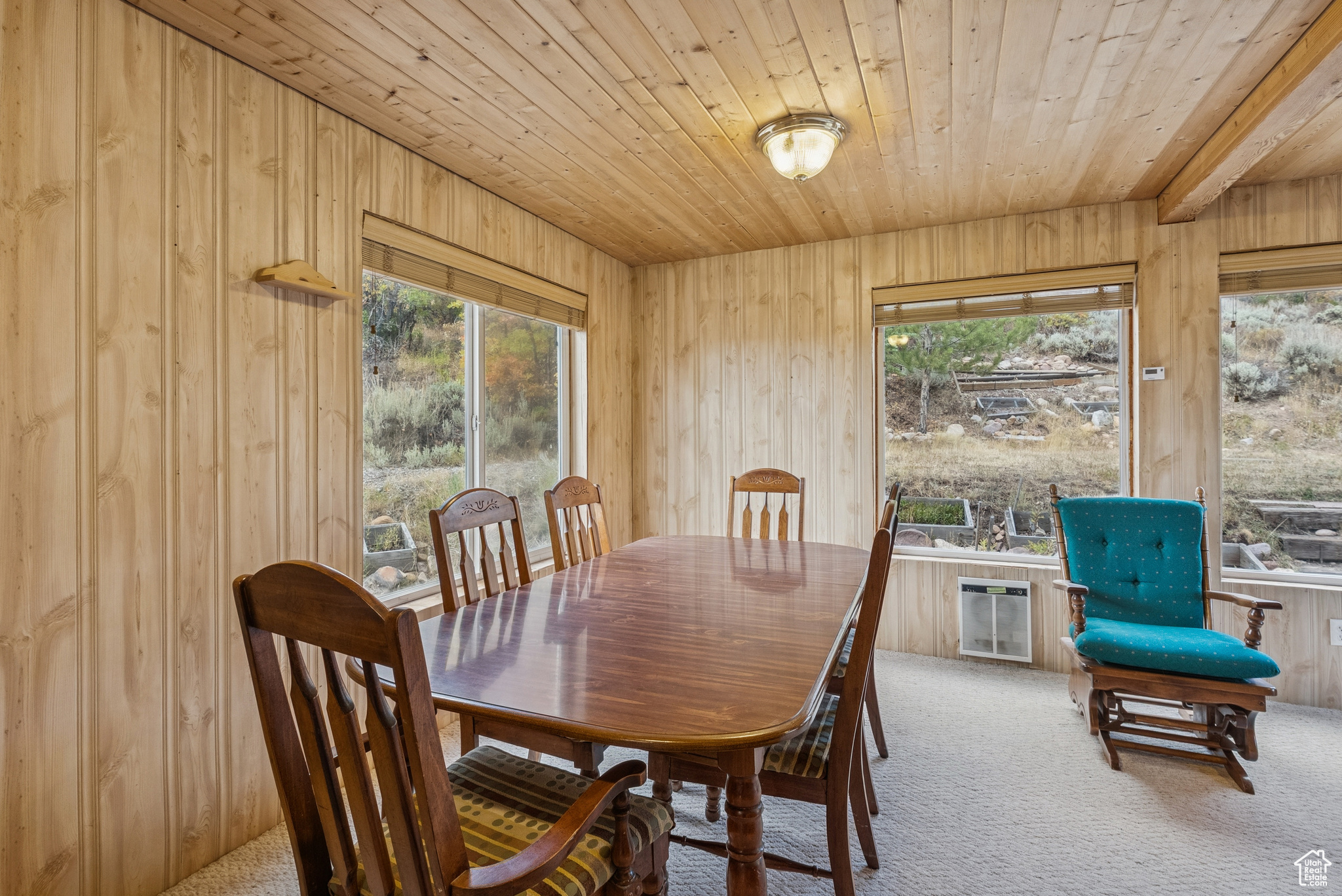 BEAVER SPRINGS RANCHEROS - Residential