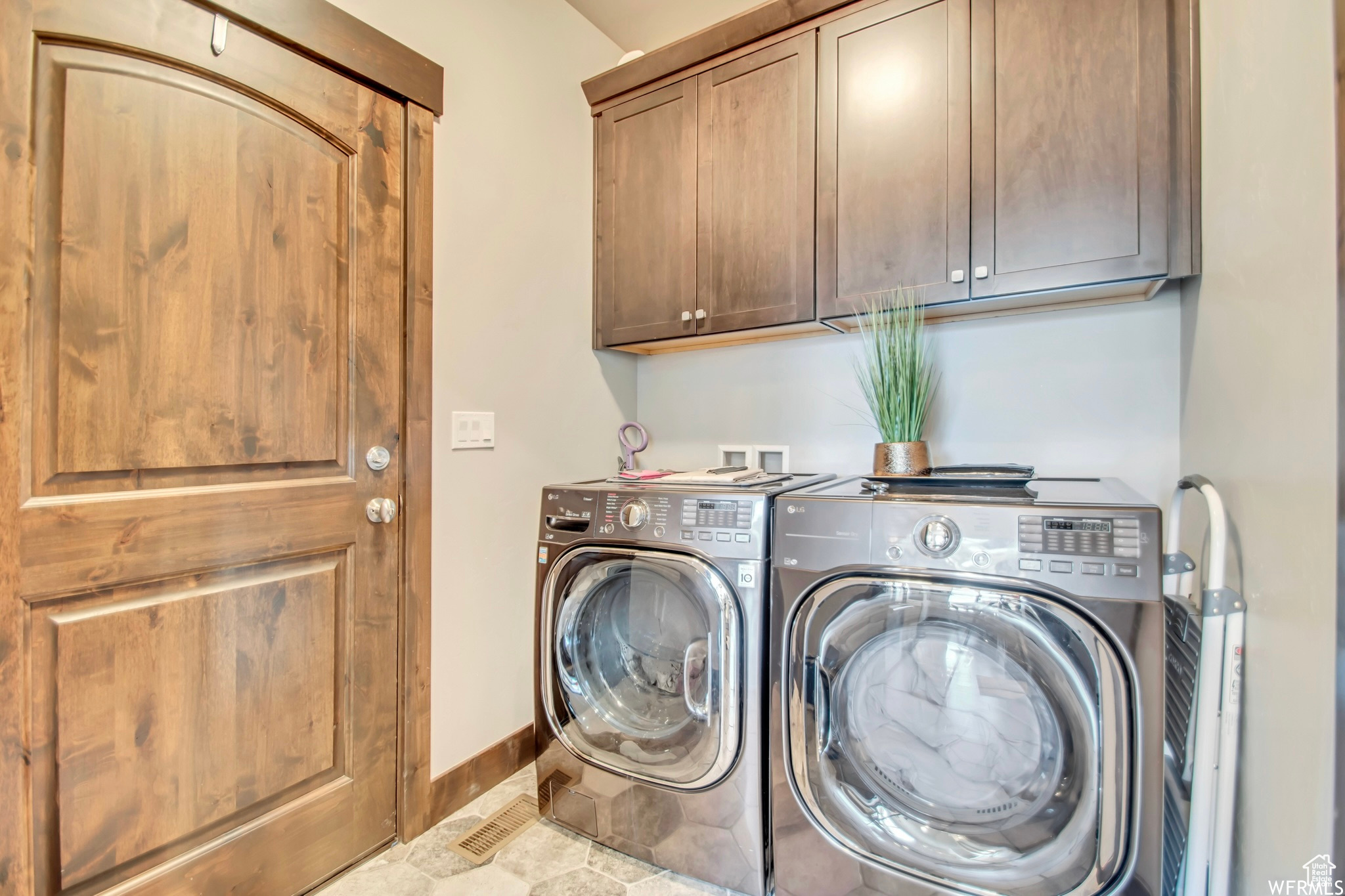 BLACK ROCK RIDGE - Residential Lease