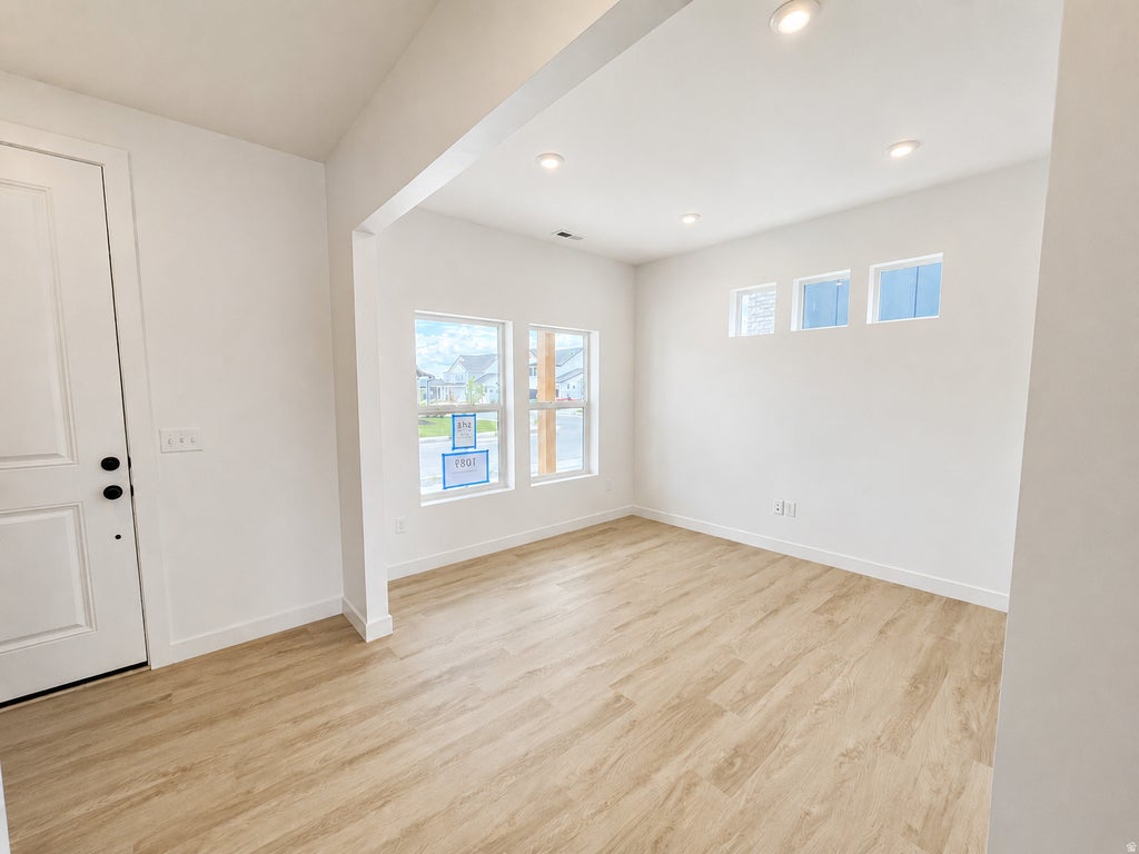 Photo of 1089 E BLACKFEET DR #518, Eagle Mountain, UT 84005 (MLS # 2173638)