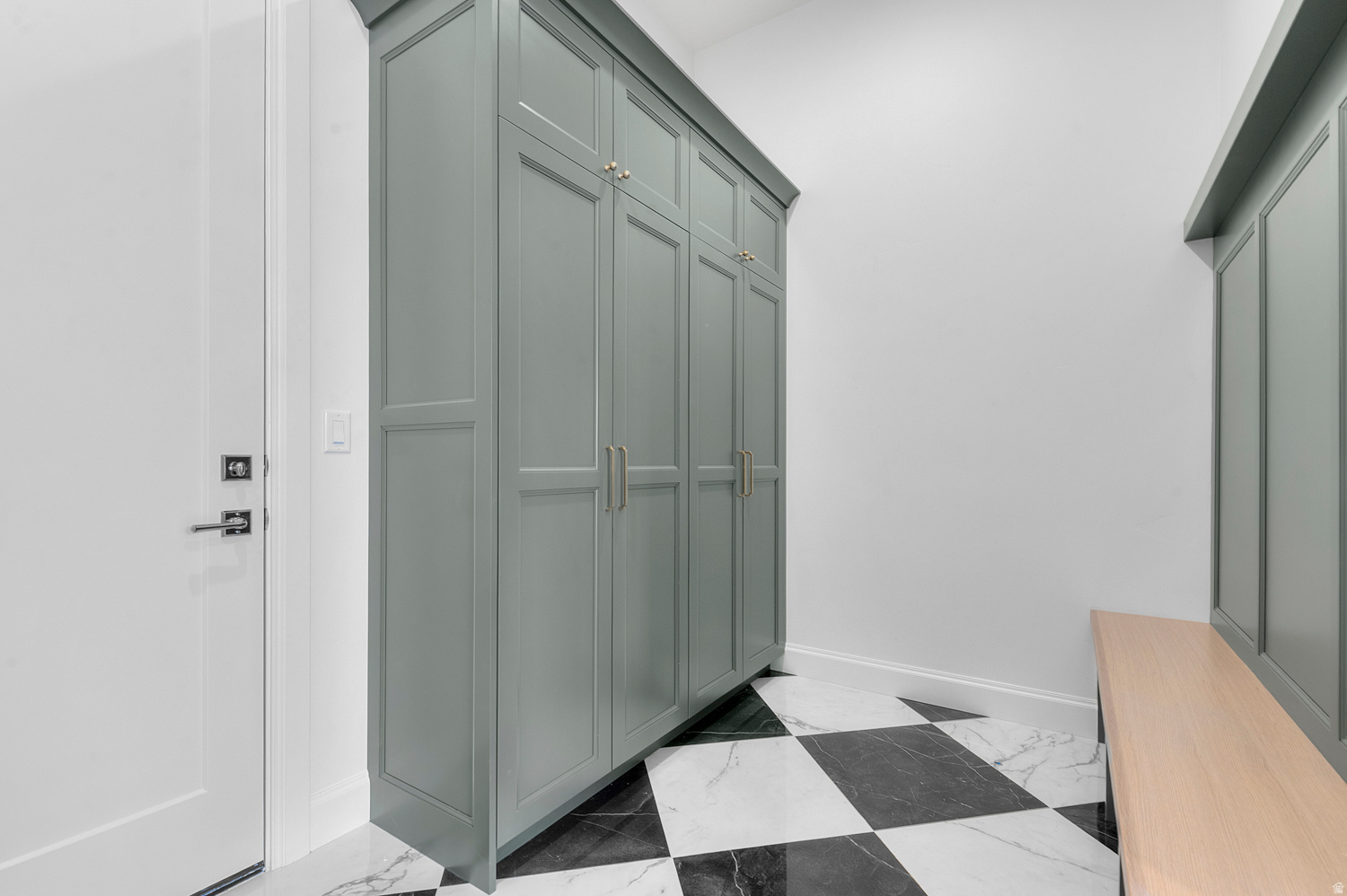 CRESTED PEAKS 12 - Residential