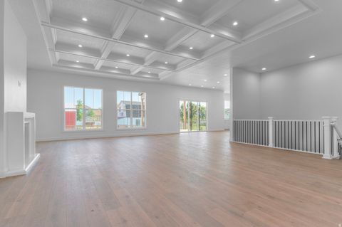 Tiny photo for 461 W SUMMIT LN, Kaysville, UT 84037 (MLS # 2120959)