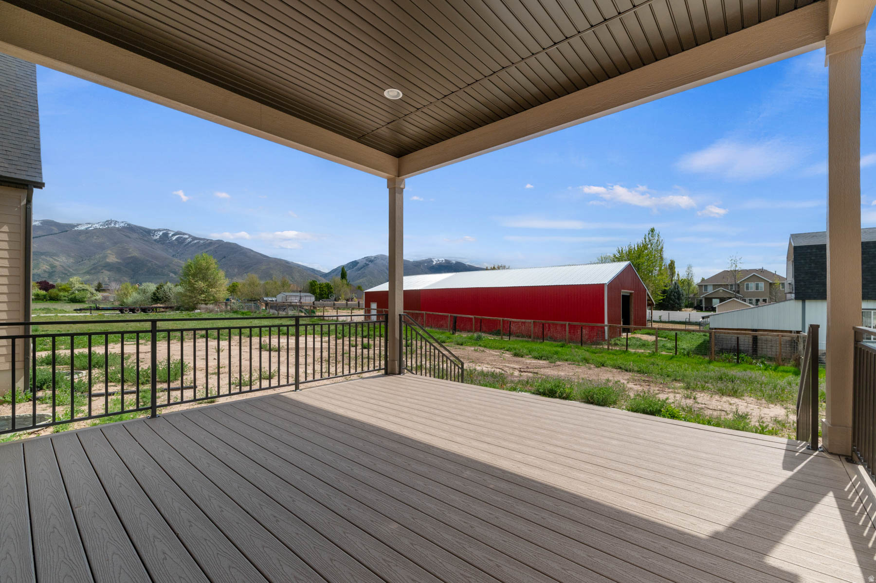 CRESTED PEAKS 12 - Residential