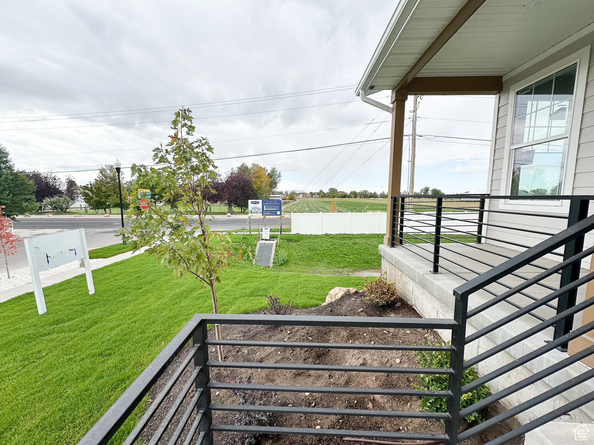 COTTLE LANE - Residential