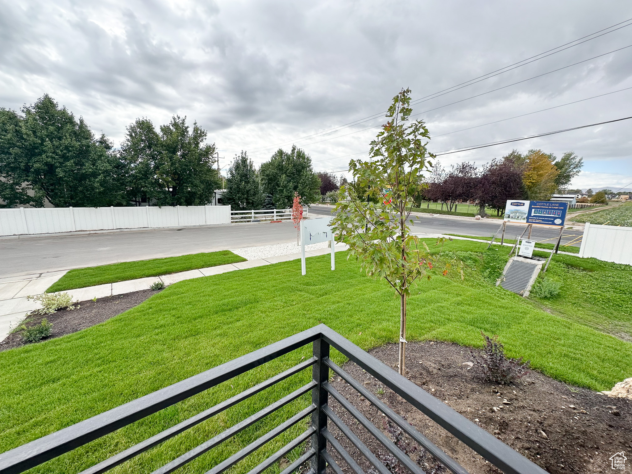 COTTLE LANE - Residential
