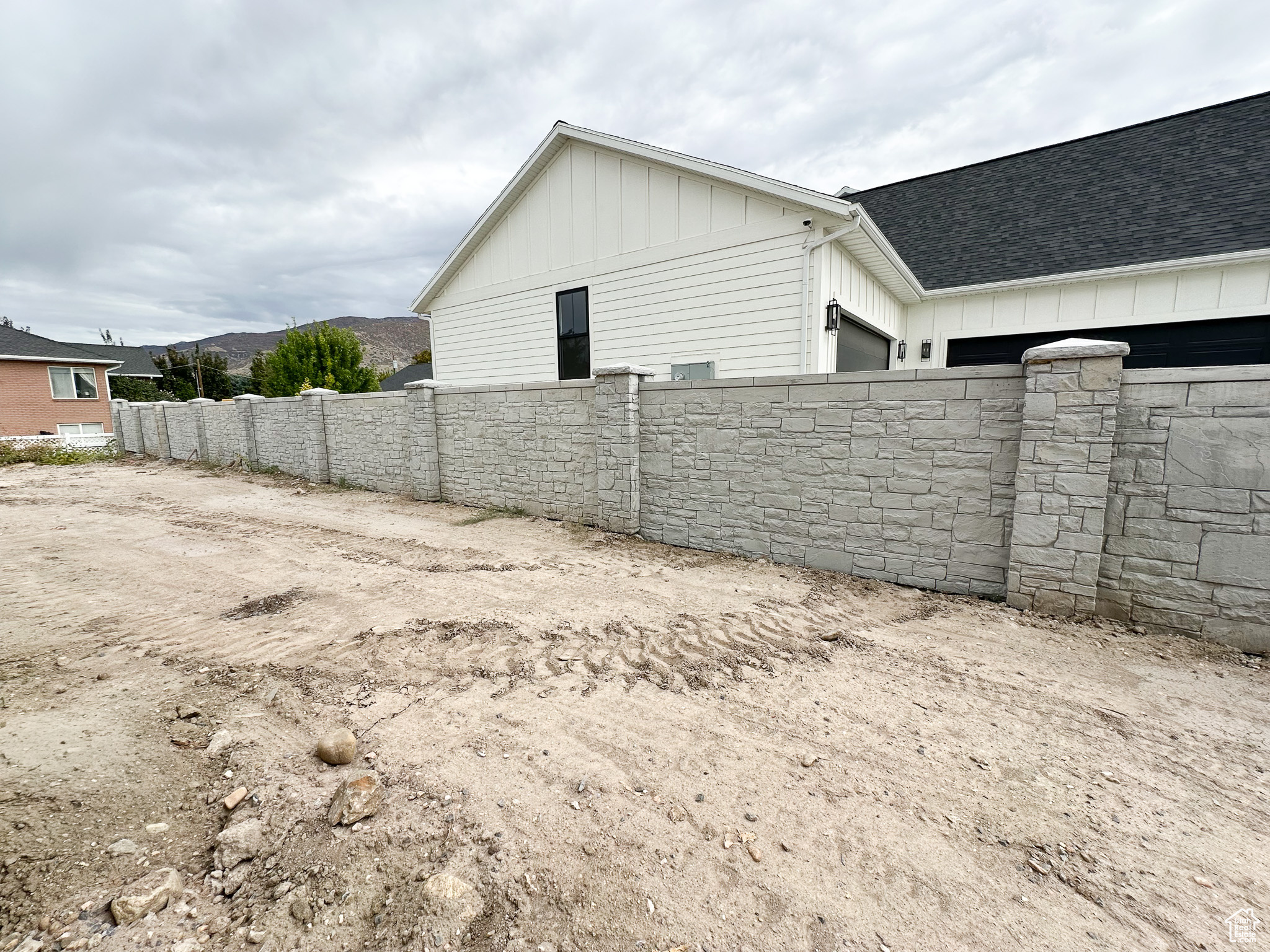 COTTLE LANE - Residential