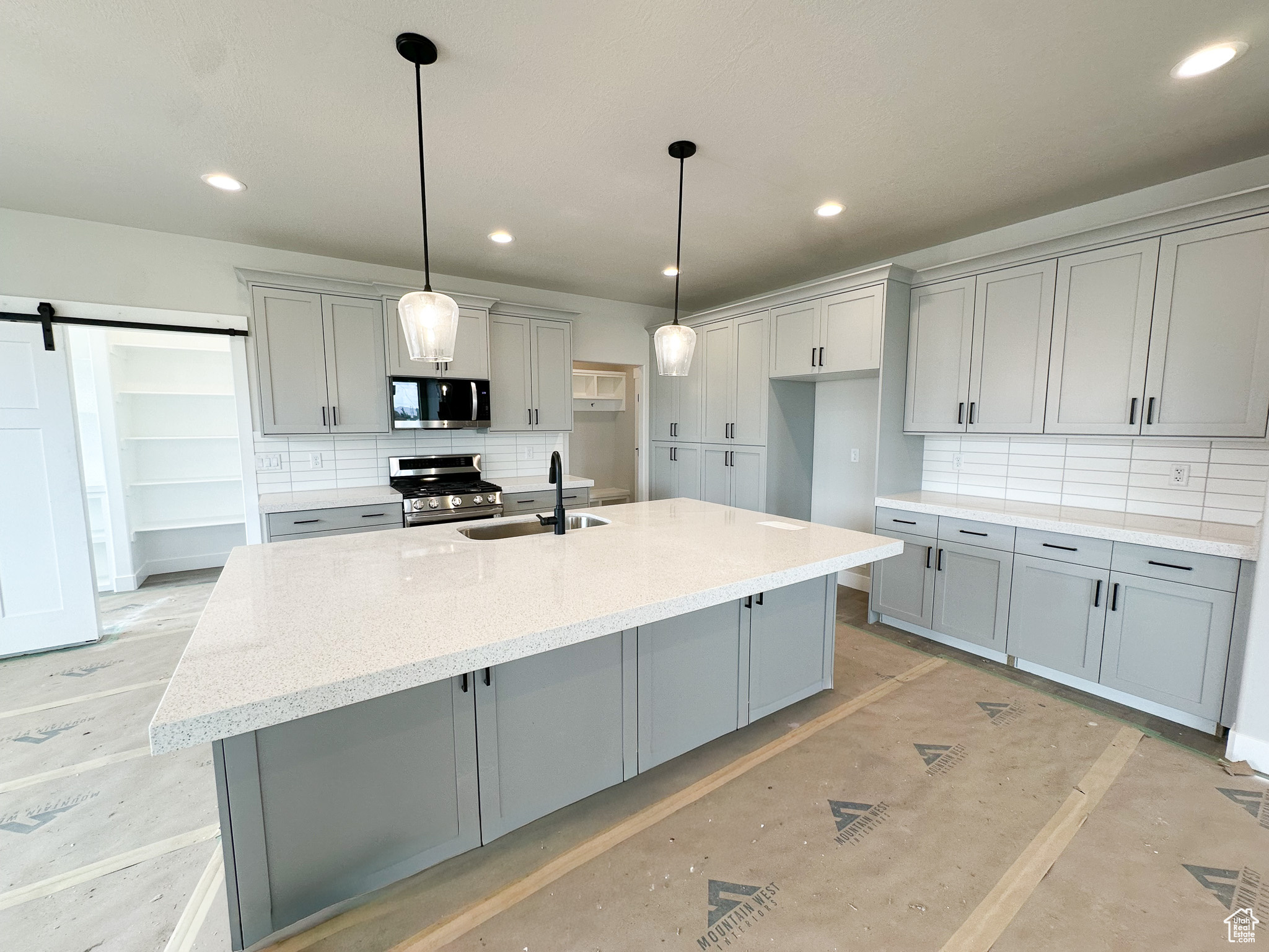 COTTLE LANE - Residential