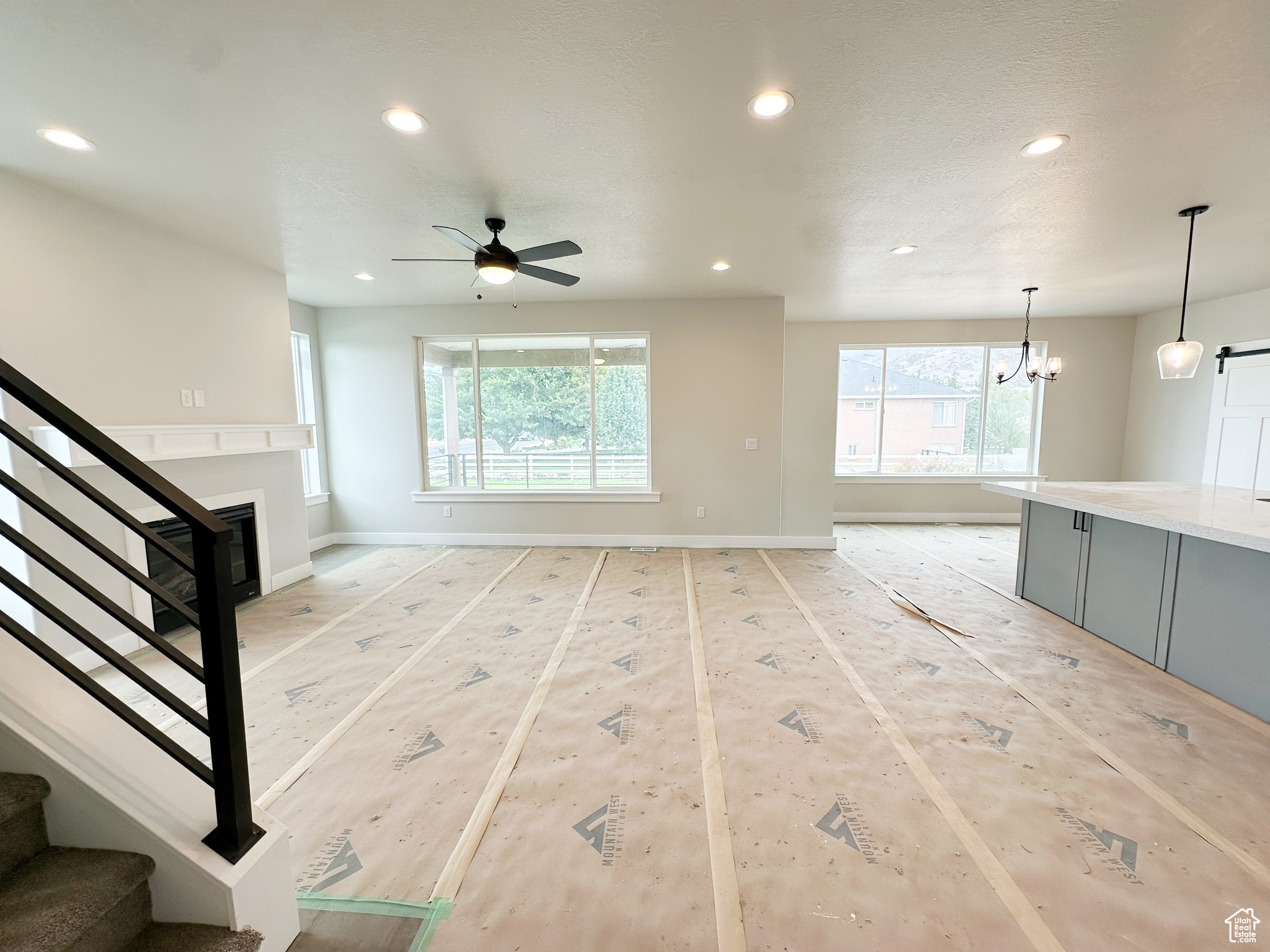 COTTLE LANE - Residential