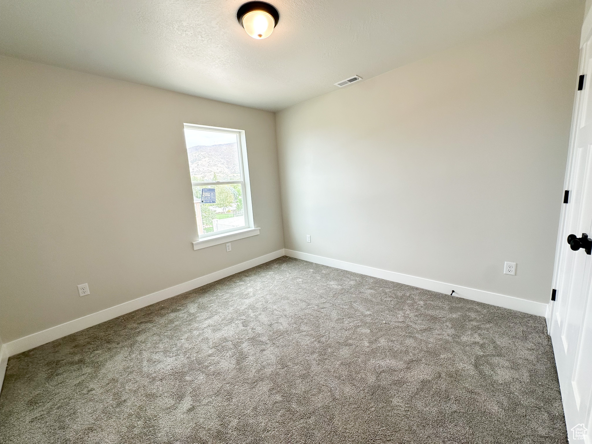 COTTLE LANE - Residential