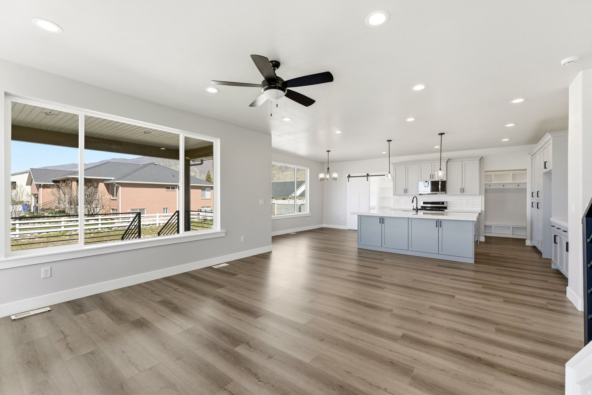 COTTLE LANE - Residential