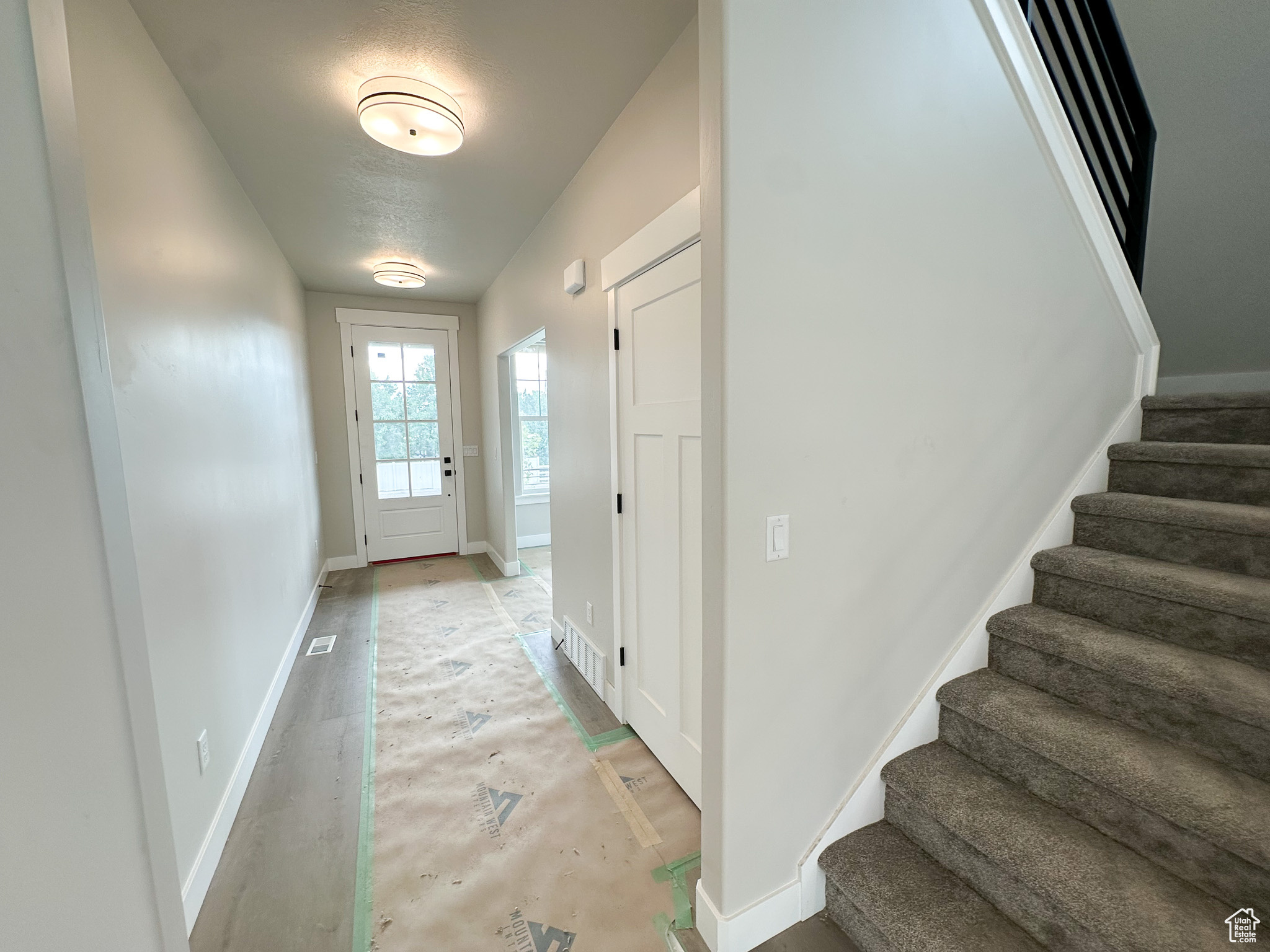 COTTLE LANE - Residential