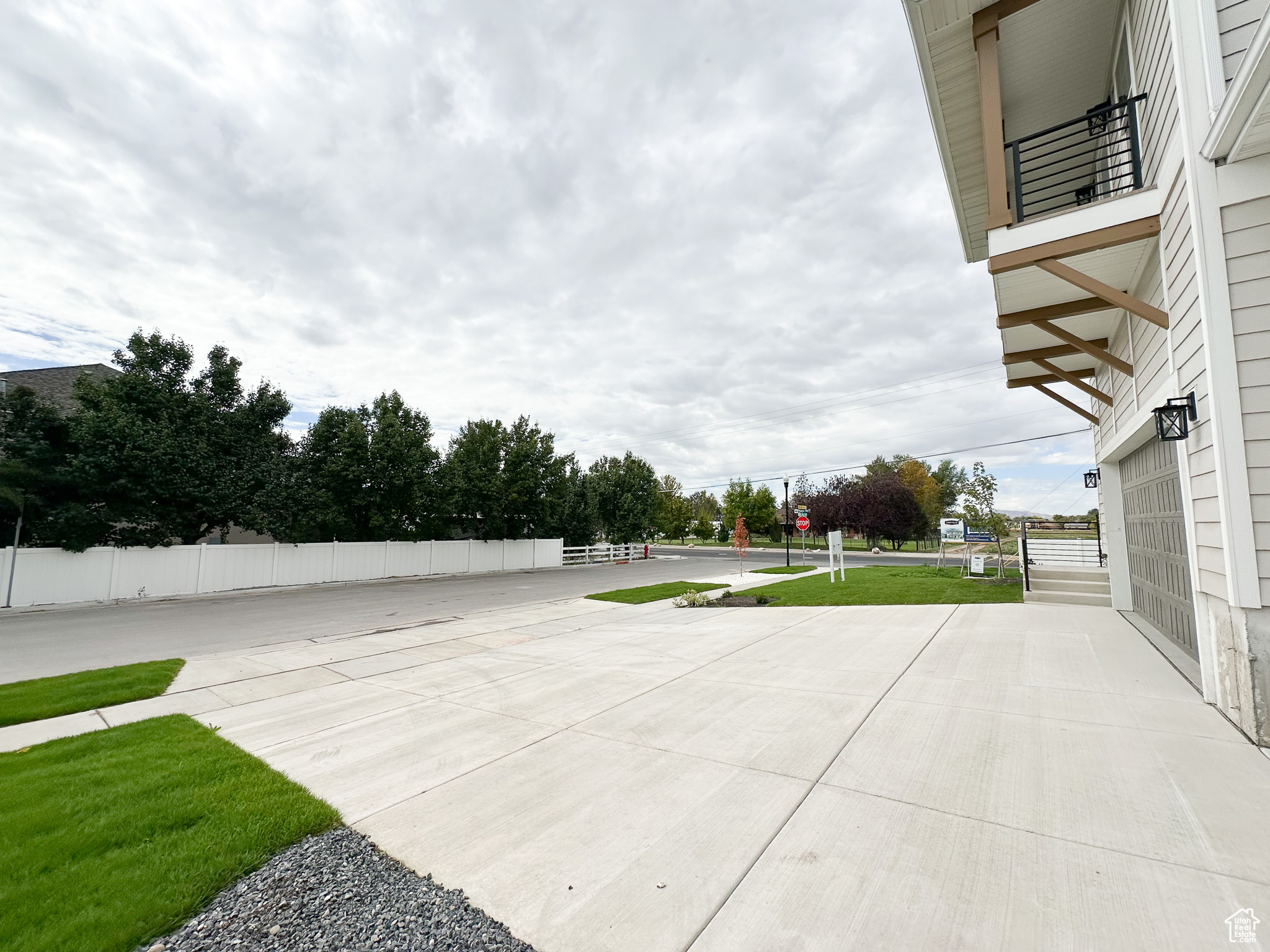 COTTLE LANE - Residential