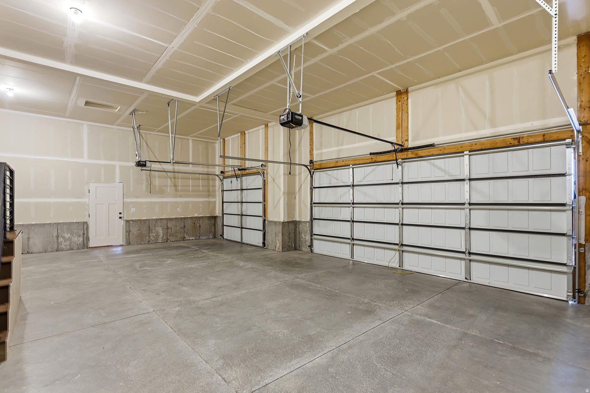 COTTLE LANE - Residential