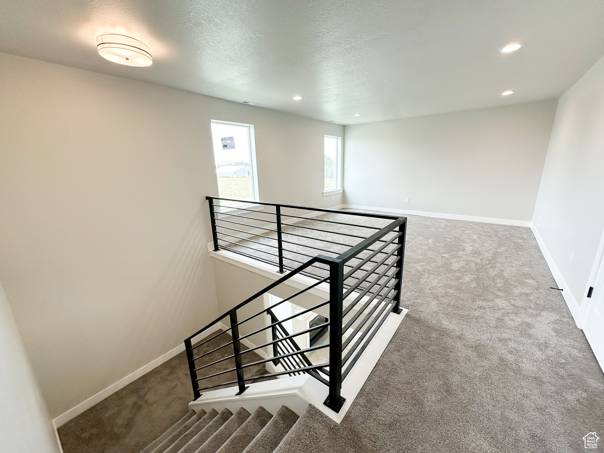 COTTLE LANE - Residential