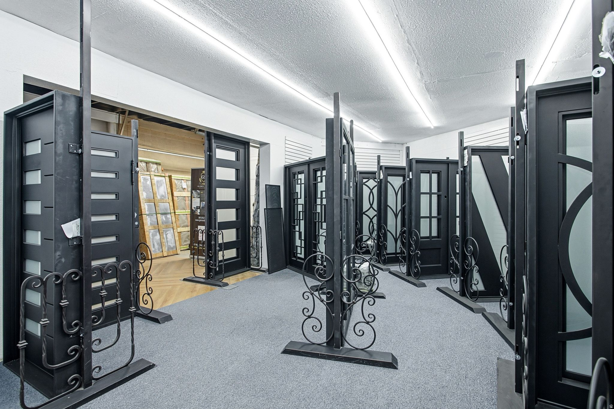 BECK - Commercial Sale