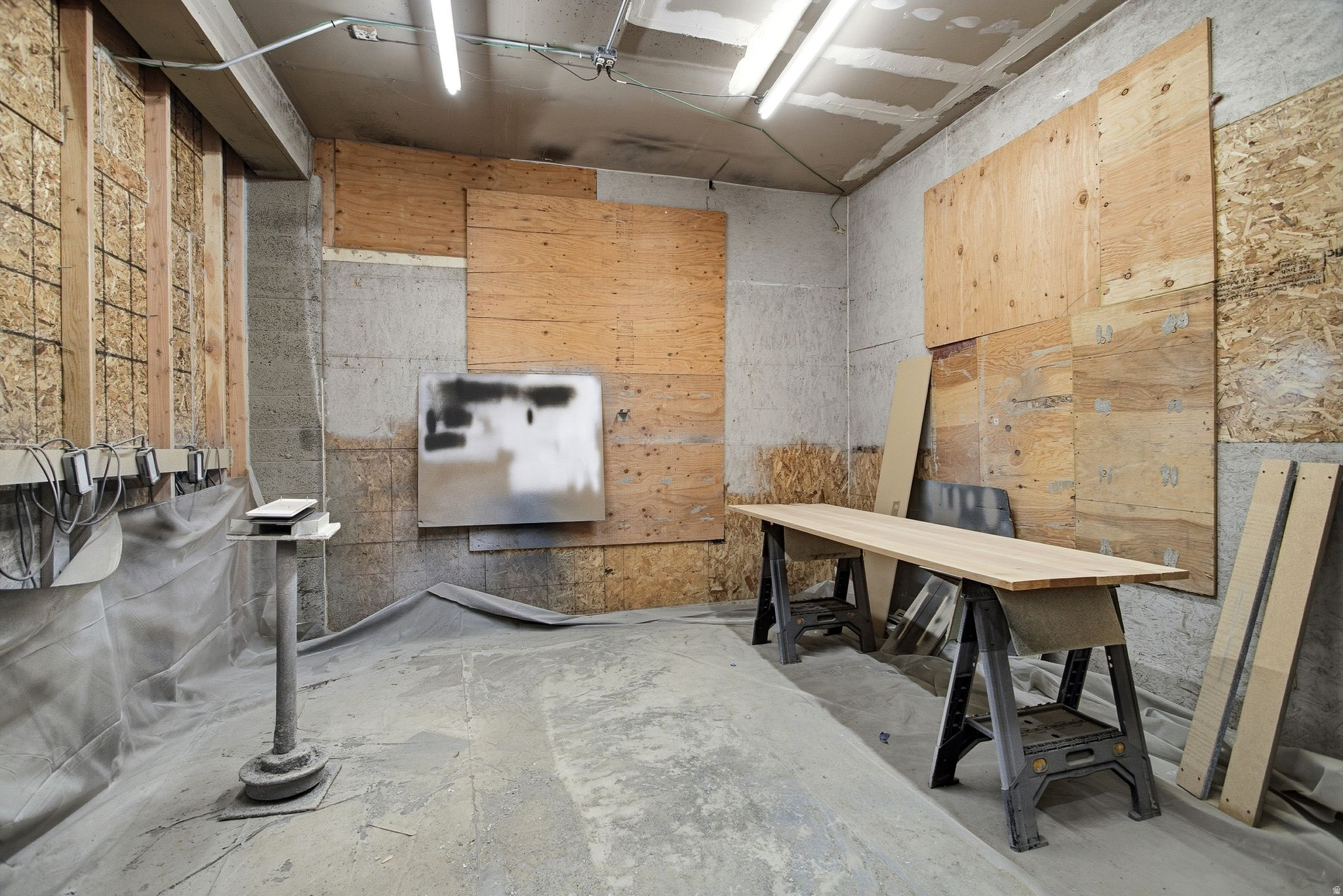 BECK - Commercial Sale