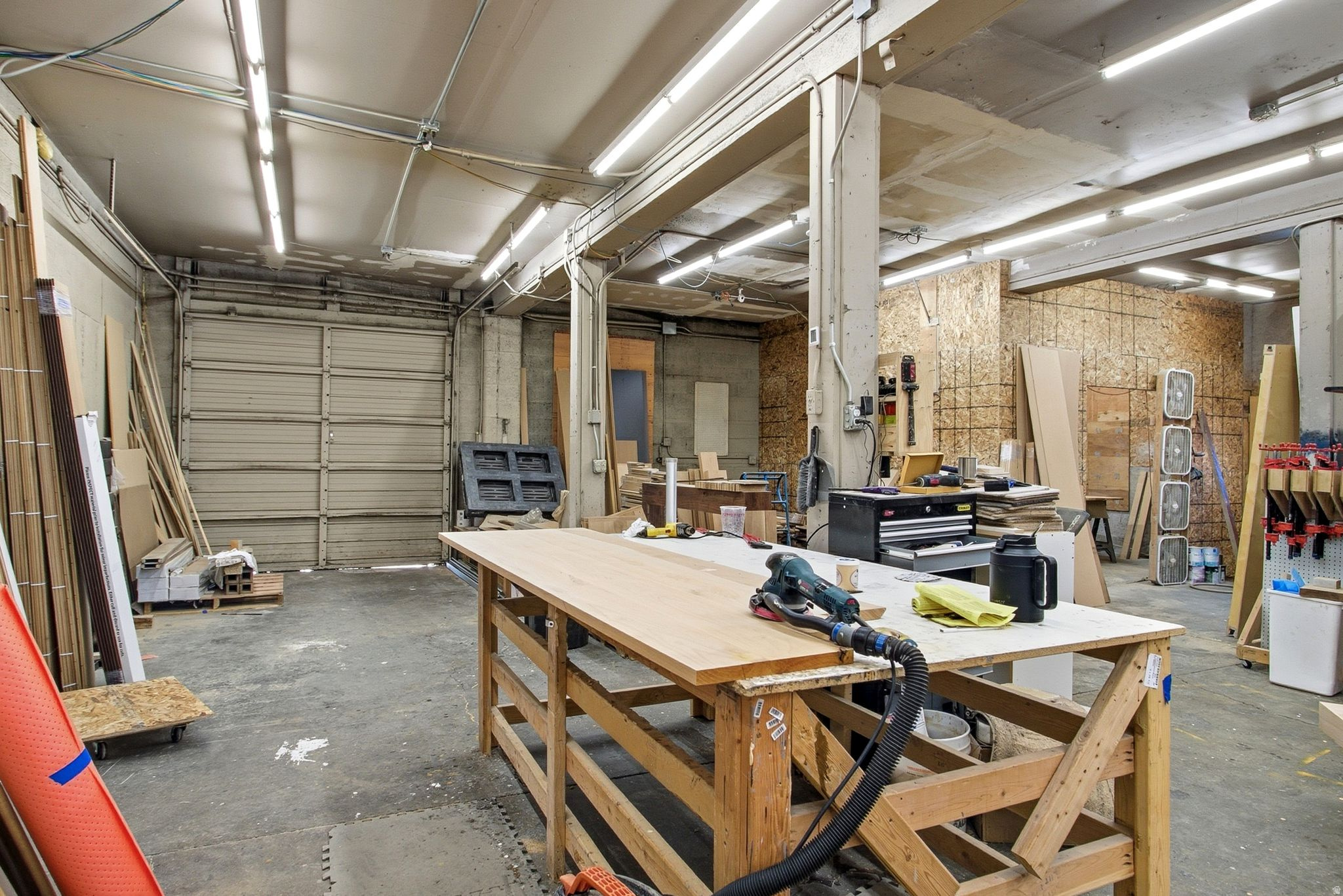 BECK - Commercial Sale