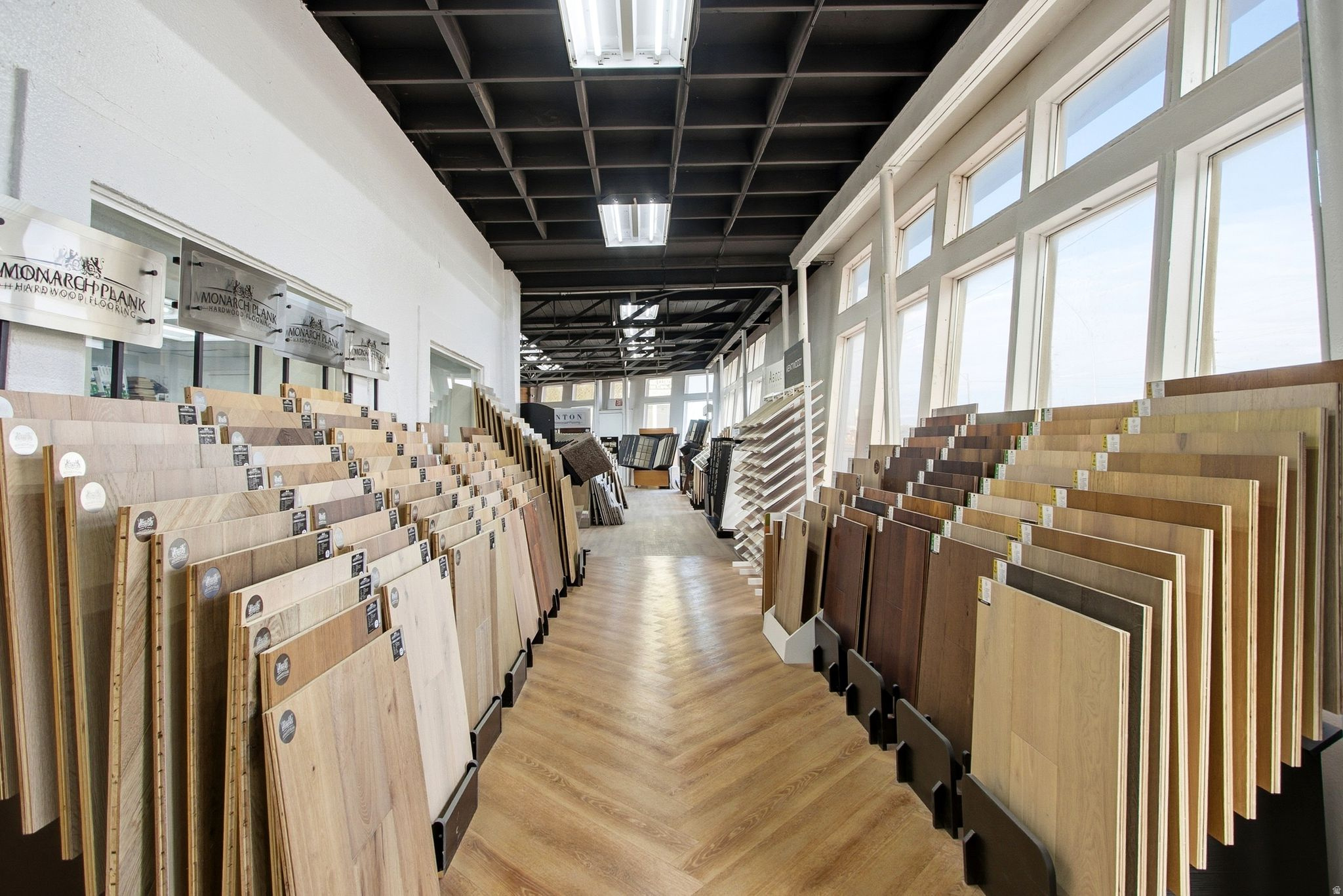 BECK - Commercial Sale