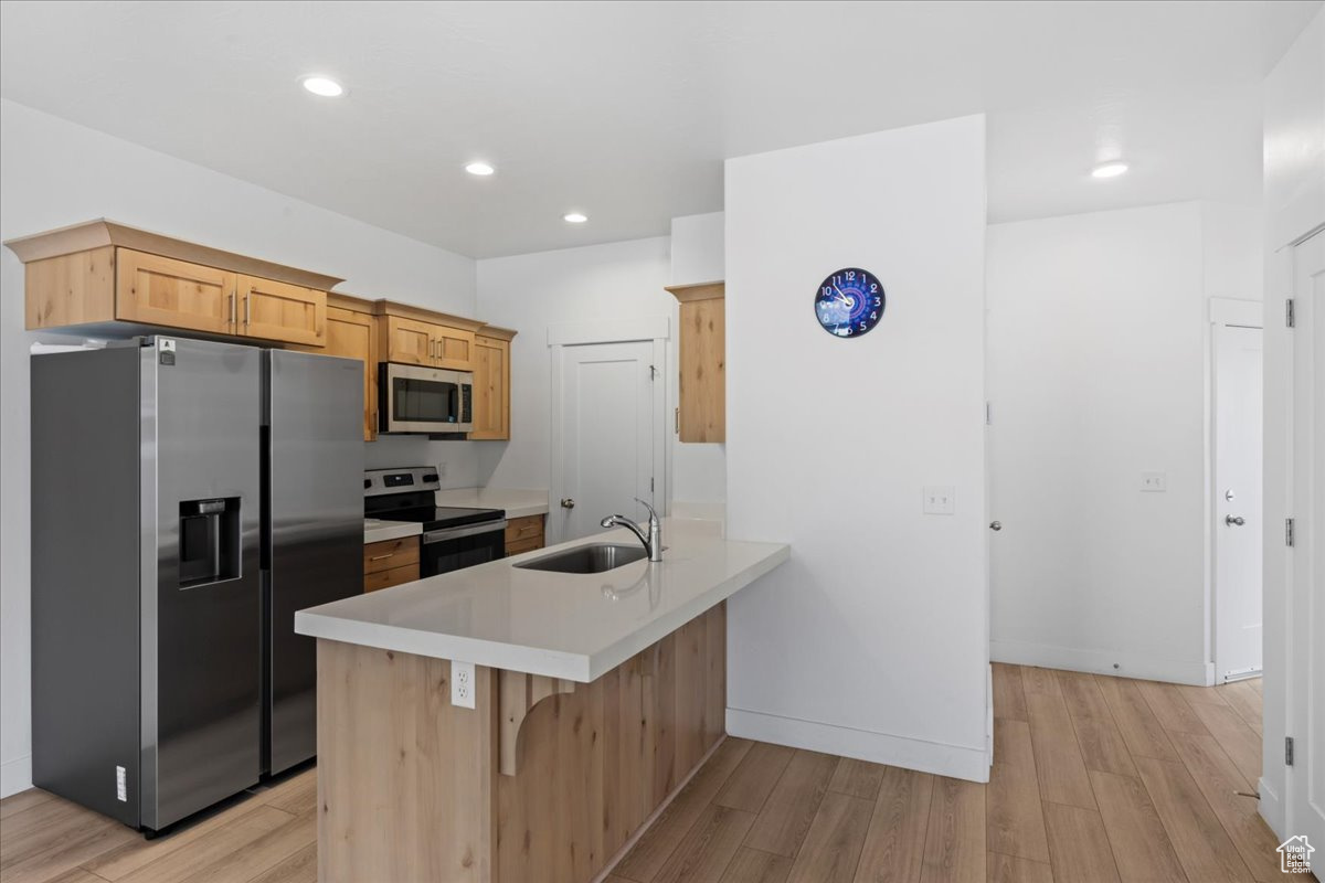 SILVER LAKE - Residential