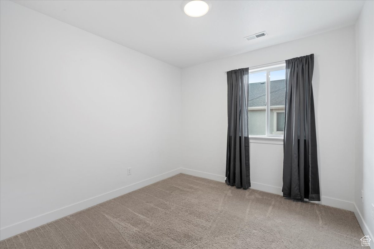 SILVER LAKE - Residential