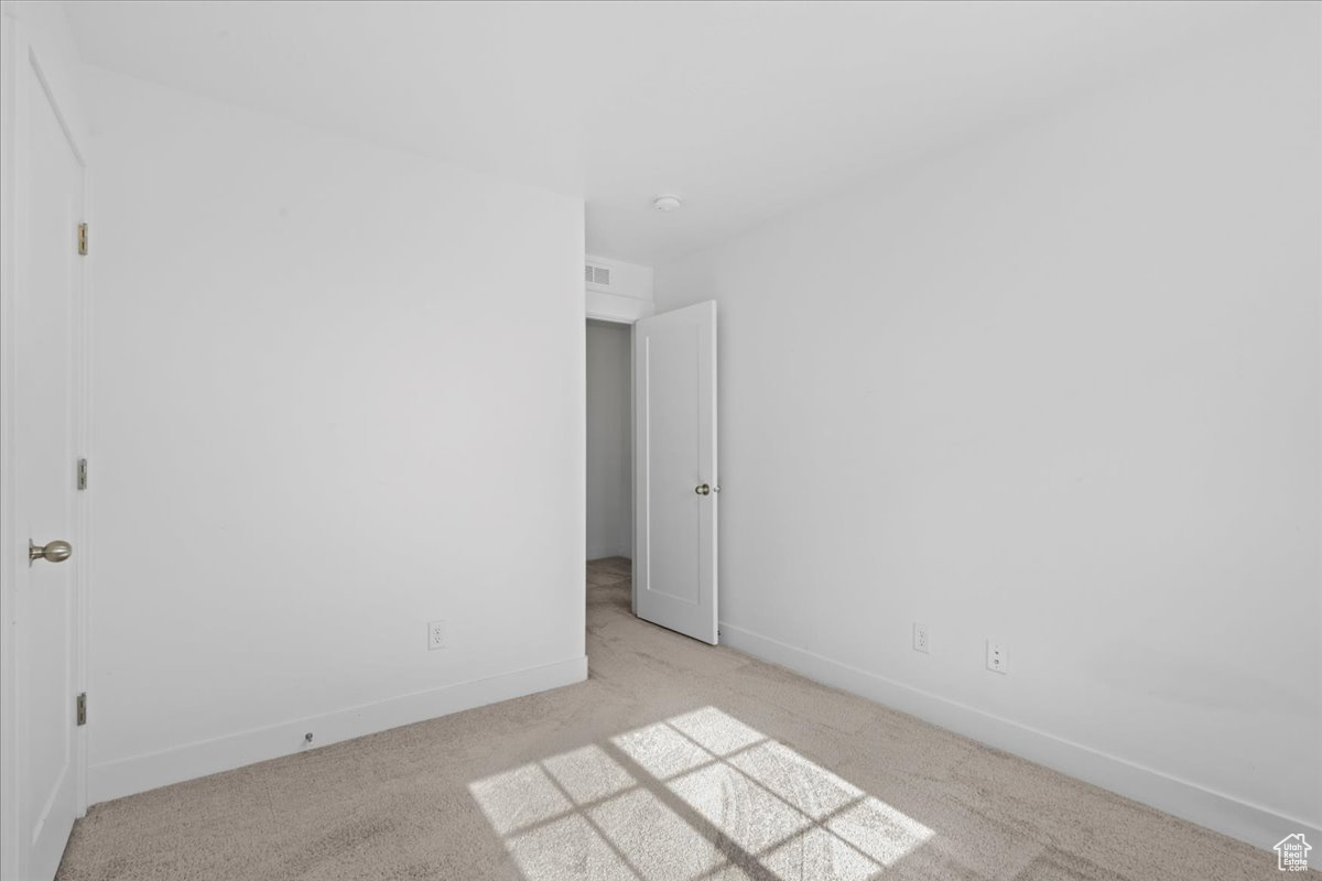 SILVER LAKE - Residential