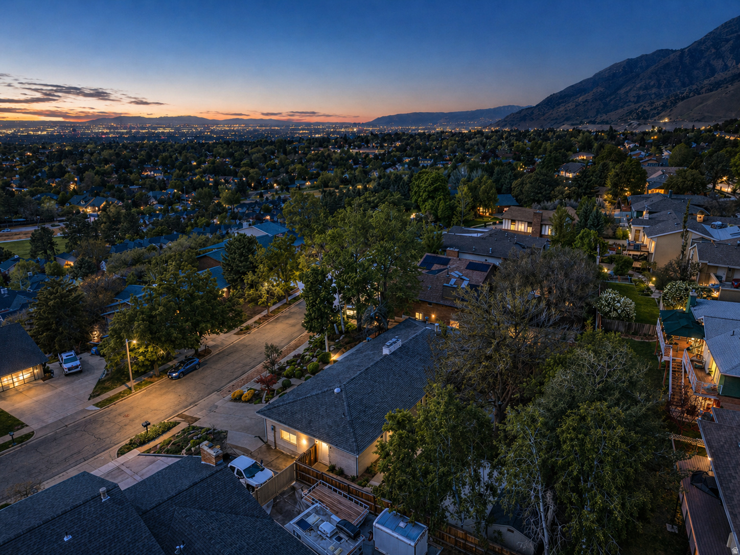 TOP OF THE WORLD - Residential