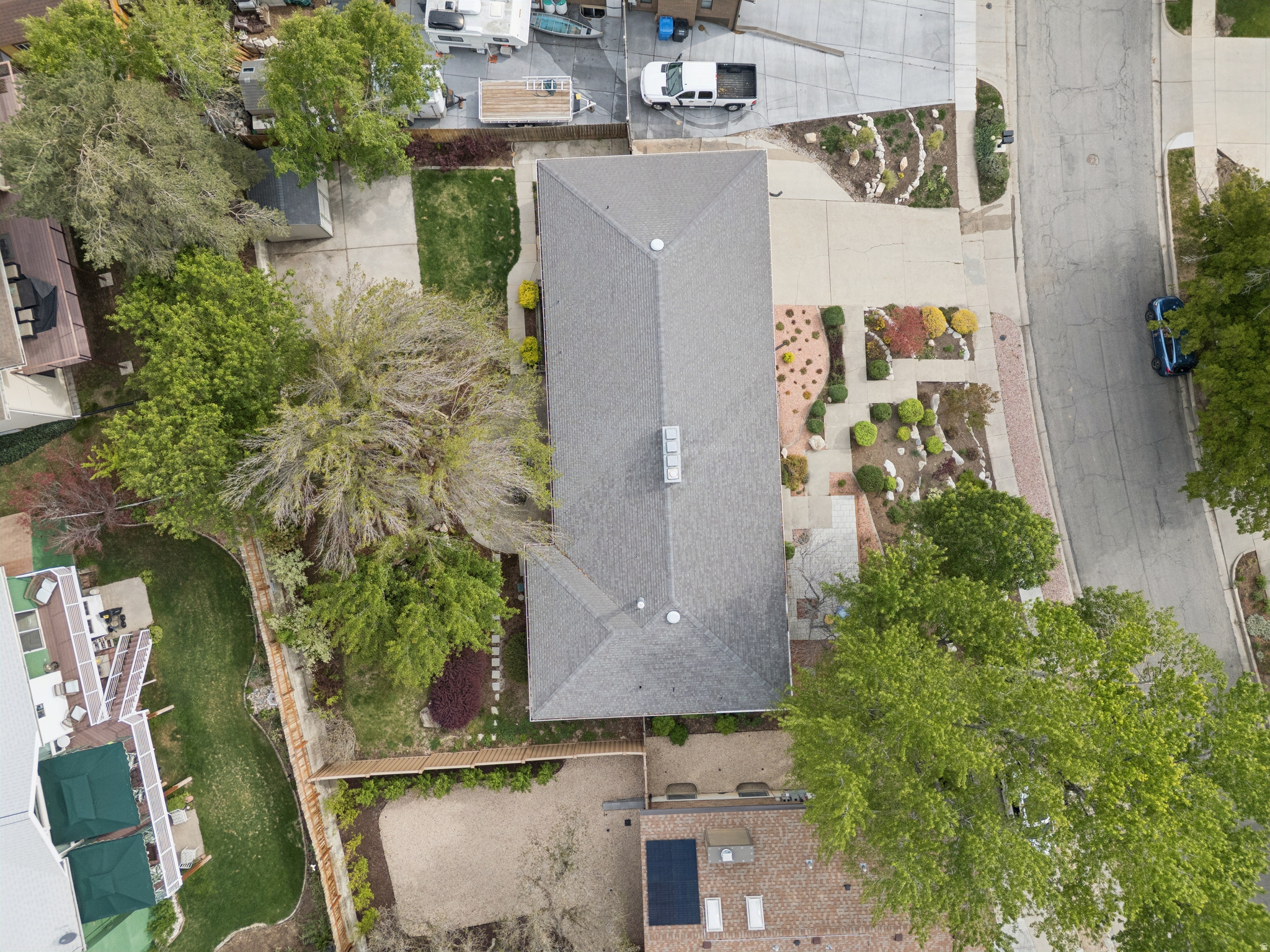 TOP OF THE WORLD - Residential