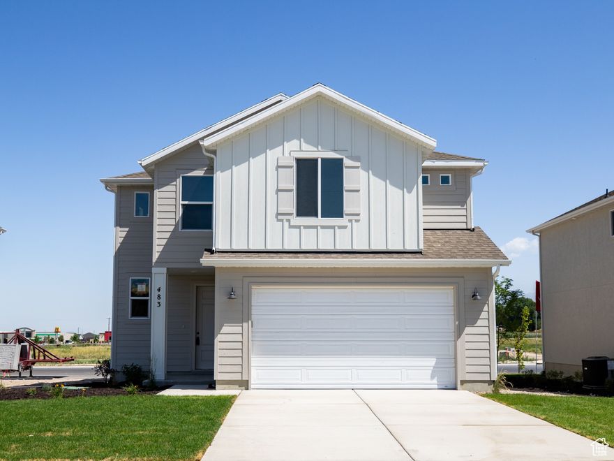 AMAZING $20,000 INCENTIVE TOWARDS CLOSING COSTS, RATE BUYDOWN, OR PRICE REDUCTION REGARDLESS OF LENDER! Must-See New Salem Fields Community! Move-in ready!This beautiful home built by Flagship Homes features 4 bedrooms, 2.5 bathrooms, quartz countertops, landscaped front yard, 2 car garage, and partially fenced backyard (can be landscaped for an additional charge). The primary bedroom has a vaulted ceiling, large walk-in closet, and dual sinks with a separate tub/shower. Call for more information or stop by our model home at 495 E 720 N Salem, UT for a tour. Model home hours: Monday-Saturday 11 AM - 6 PM. Buyers to verify all information. Square footage is from house plans.