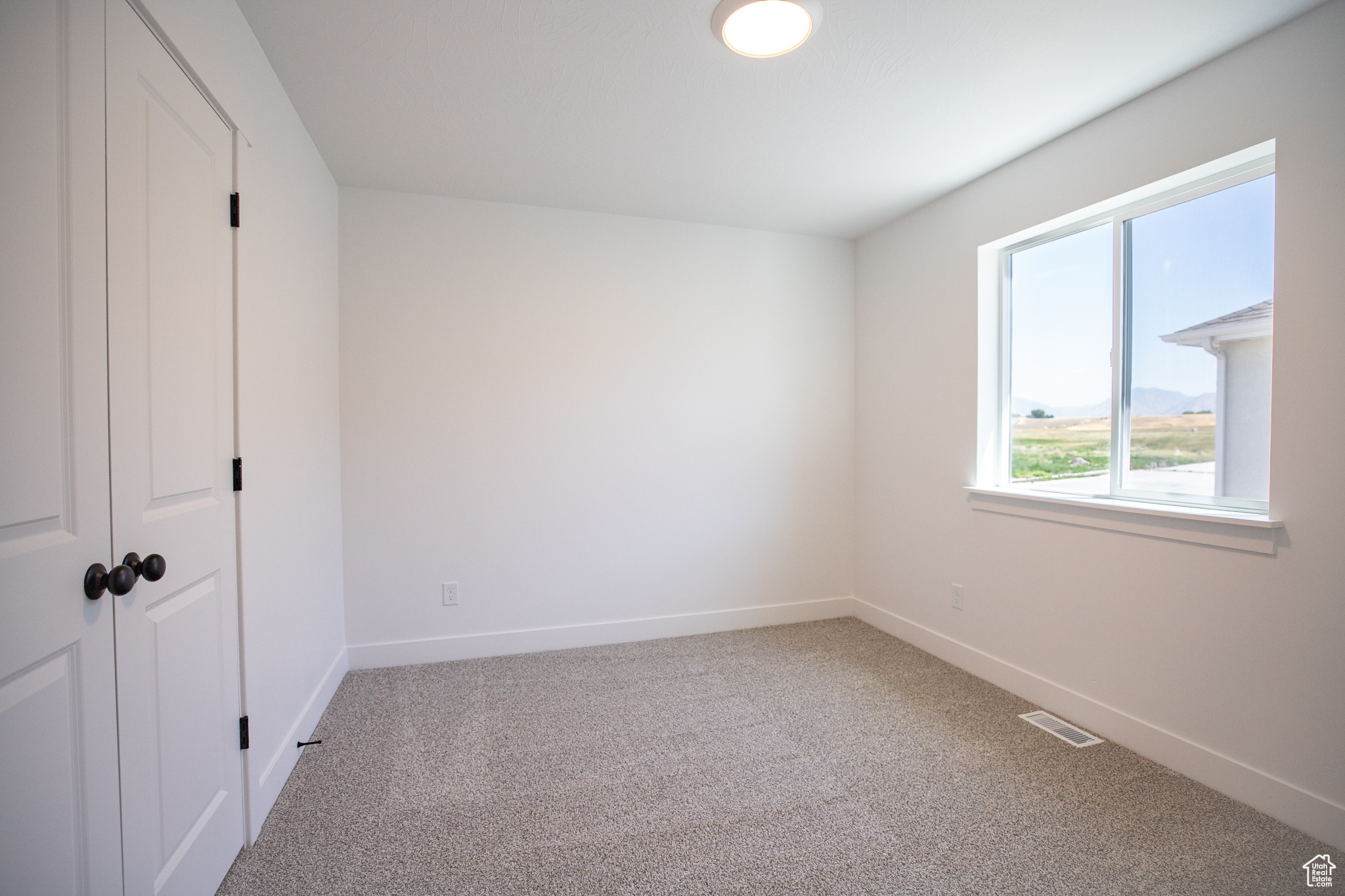 SALEM FIELDS - Residential