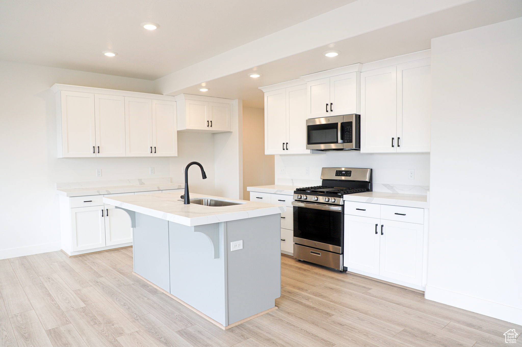 SALEM FIELDS - Residential