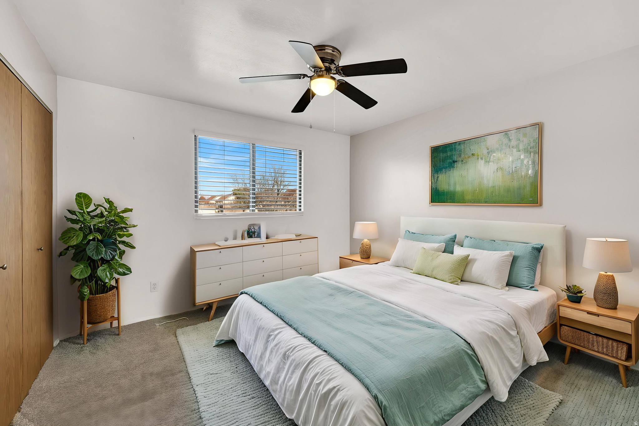 REDWOOD VILL - Residential