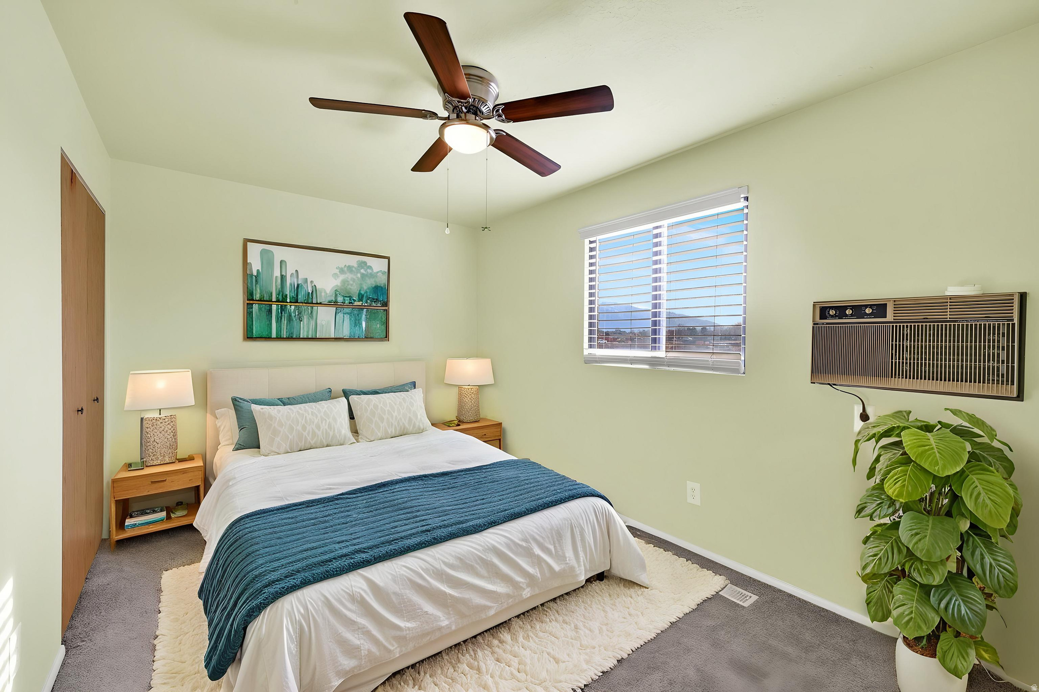 REDWOOD VILL - Residential