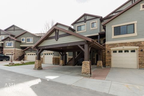 Tiny photo for 6486 E HIGHWAY 39 #32, Huntsville, UT 84317 (MLS # 2123571)